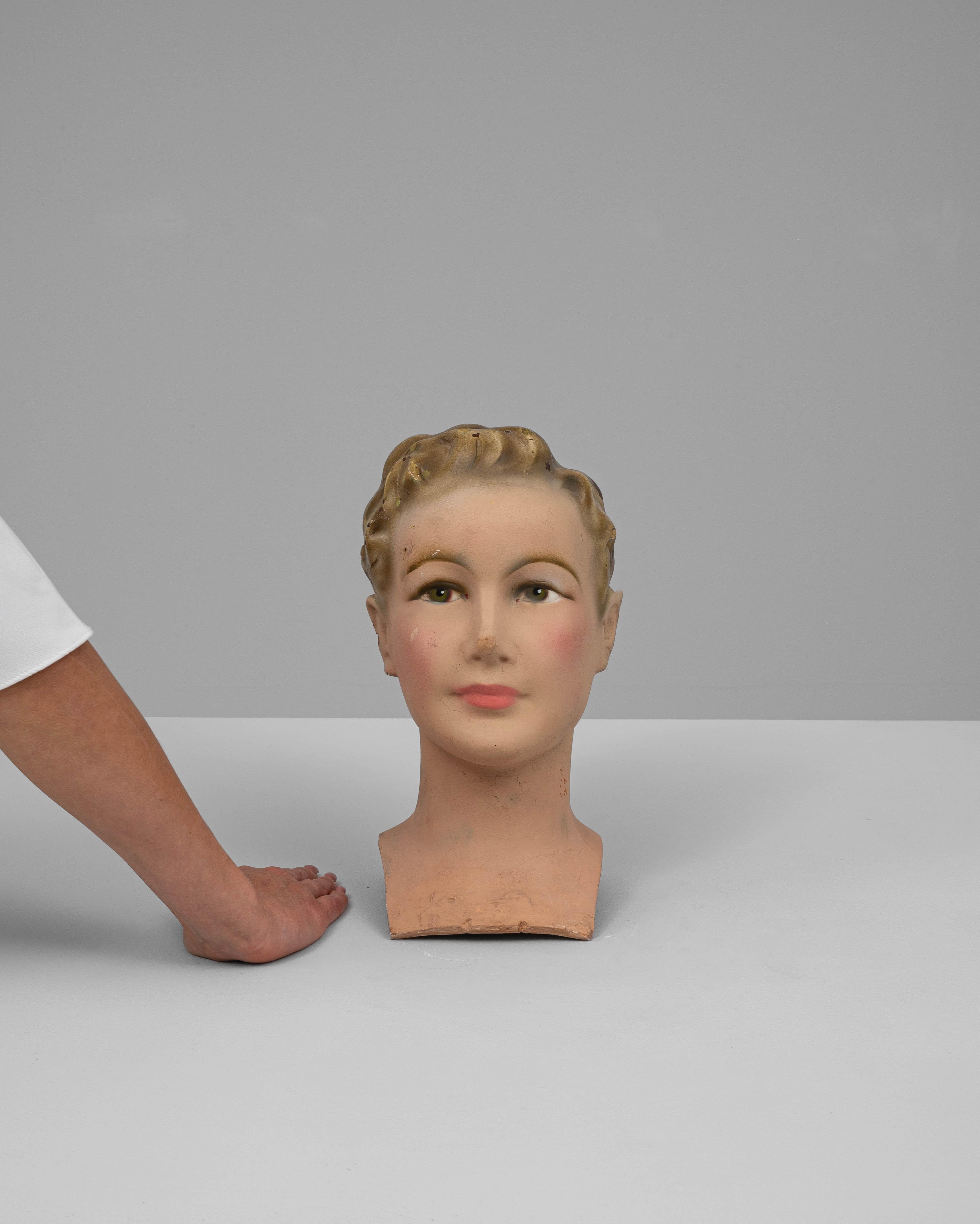 Busto in gesso francese del 1920 in vendita 3