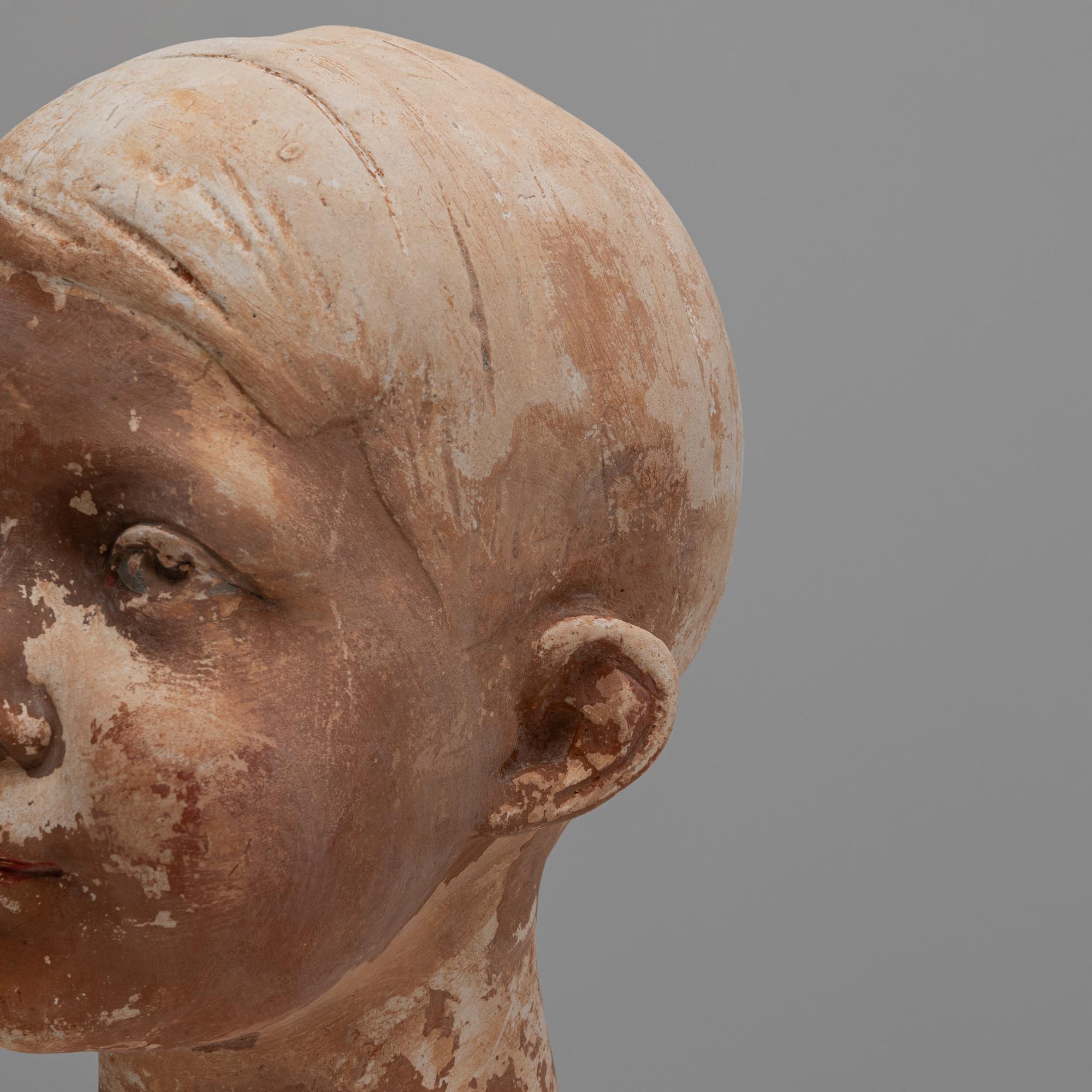 Busto in gesso di ragazzo francese degli anni '20 in vendita 3