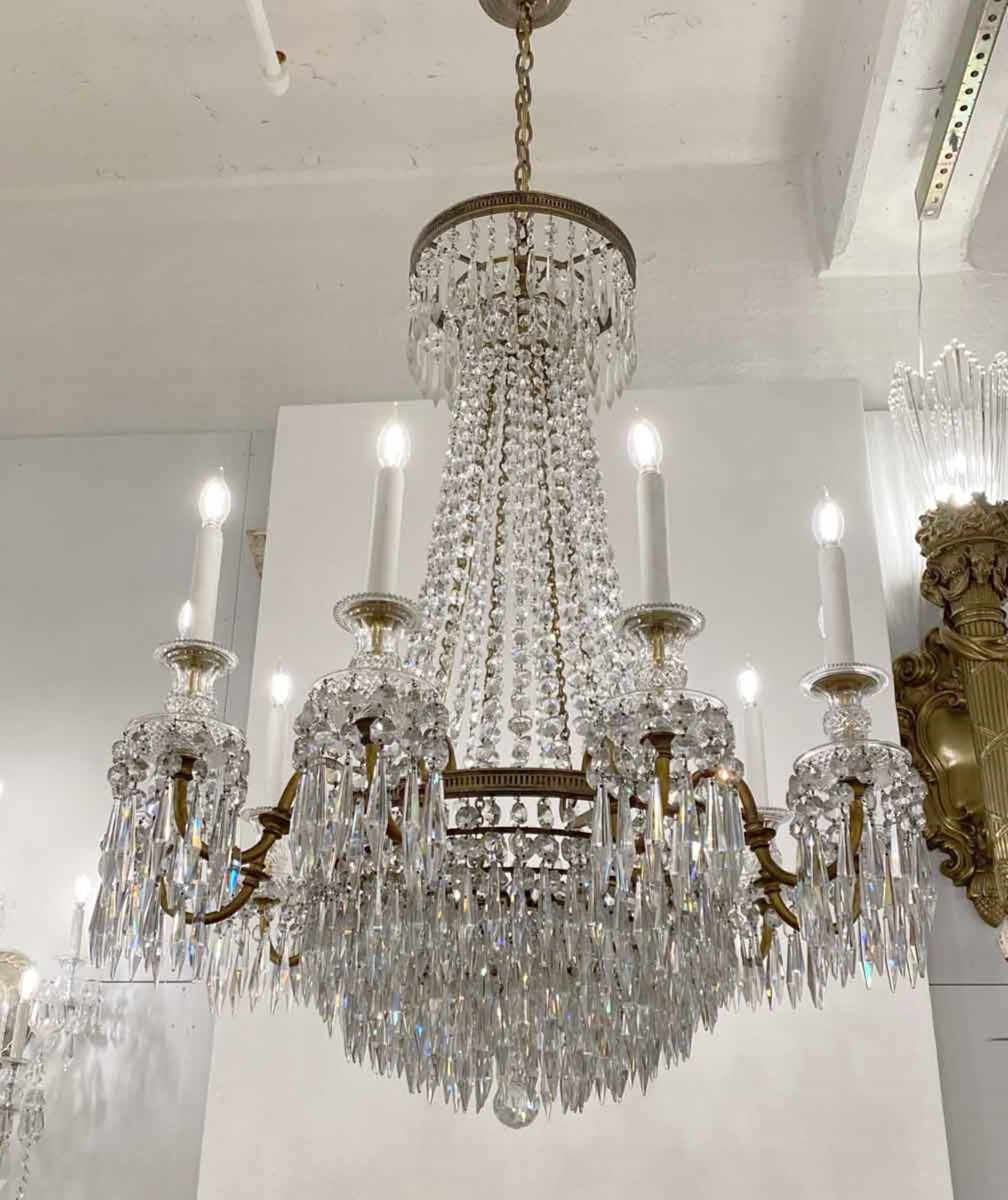 1920s French Regency Crystal and Bronze Chandelier Antique with Hand Cut Crystal In Good Condition For Sale In New York, NY