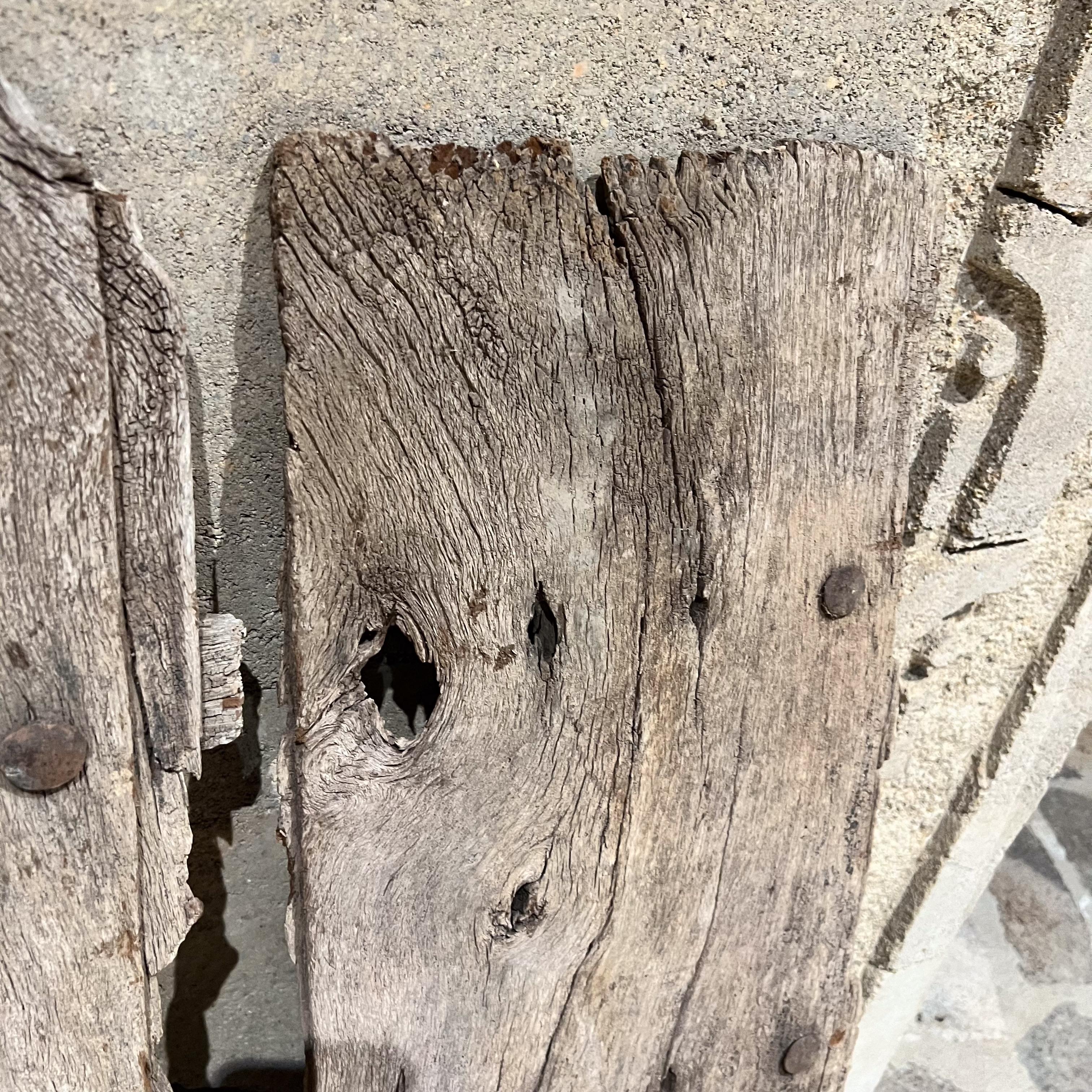 Rustico Porte con finestra del fienile in Mesquite rustico francese degli anni '20 in vendita