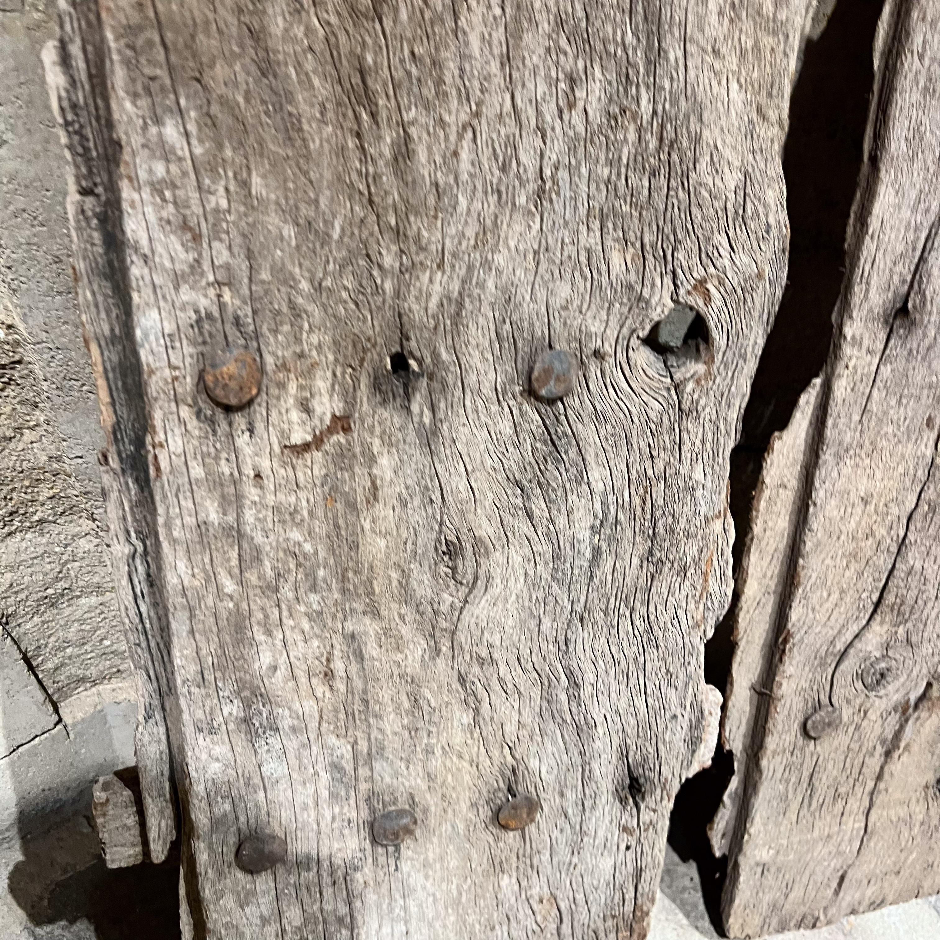 Porte con finestra del fienile in Mesquite rustico francese degli anni '20 In condizioni buone in vendita a Chula Vista, CA