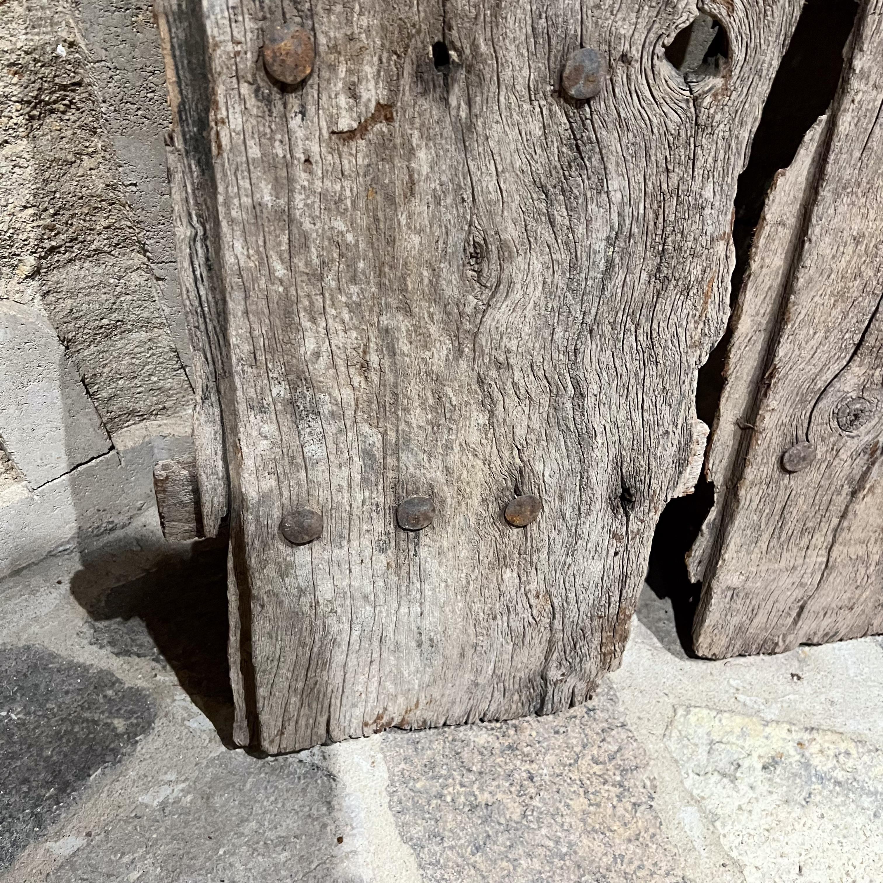 XX secolo Porte con finestra del fienile in Mesquite rustico francese degli anni '20 in vendita