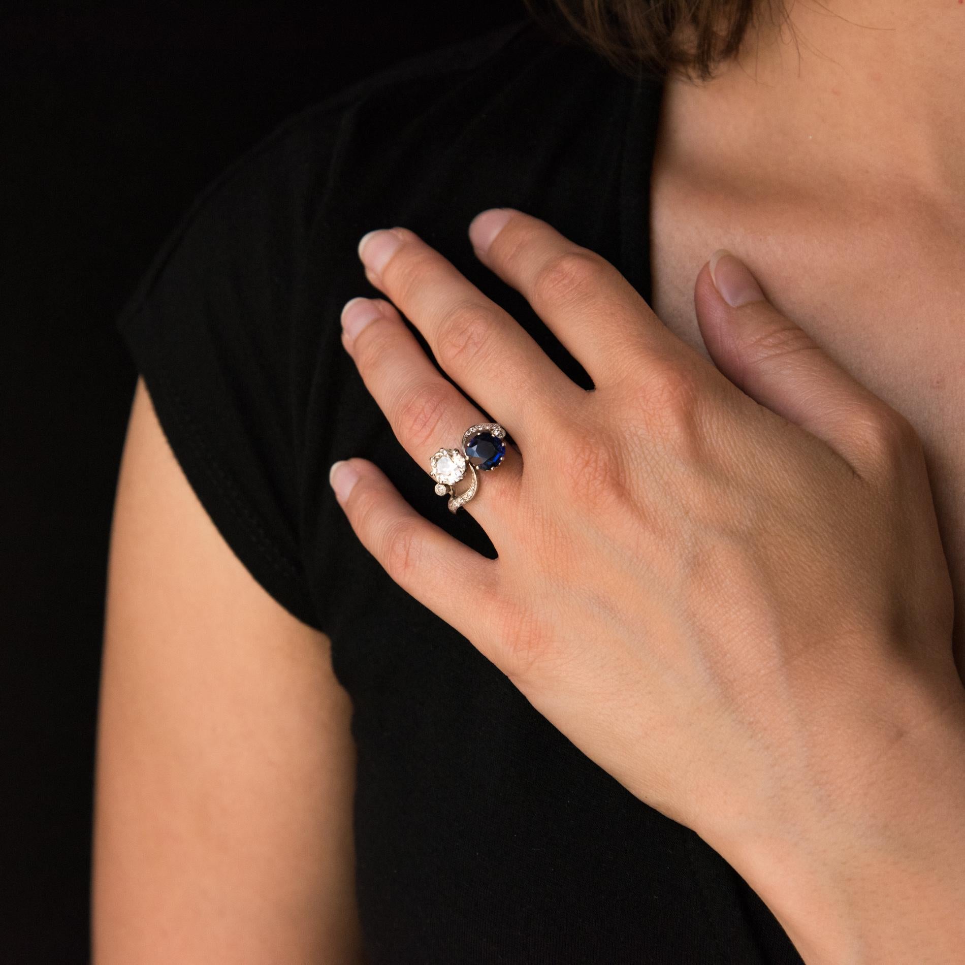 diamond and sapphire toi et moi ring