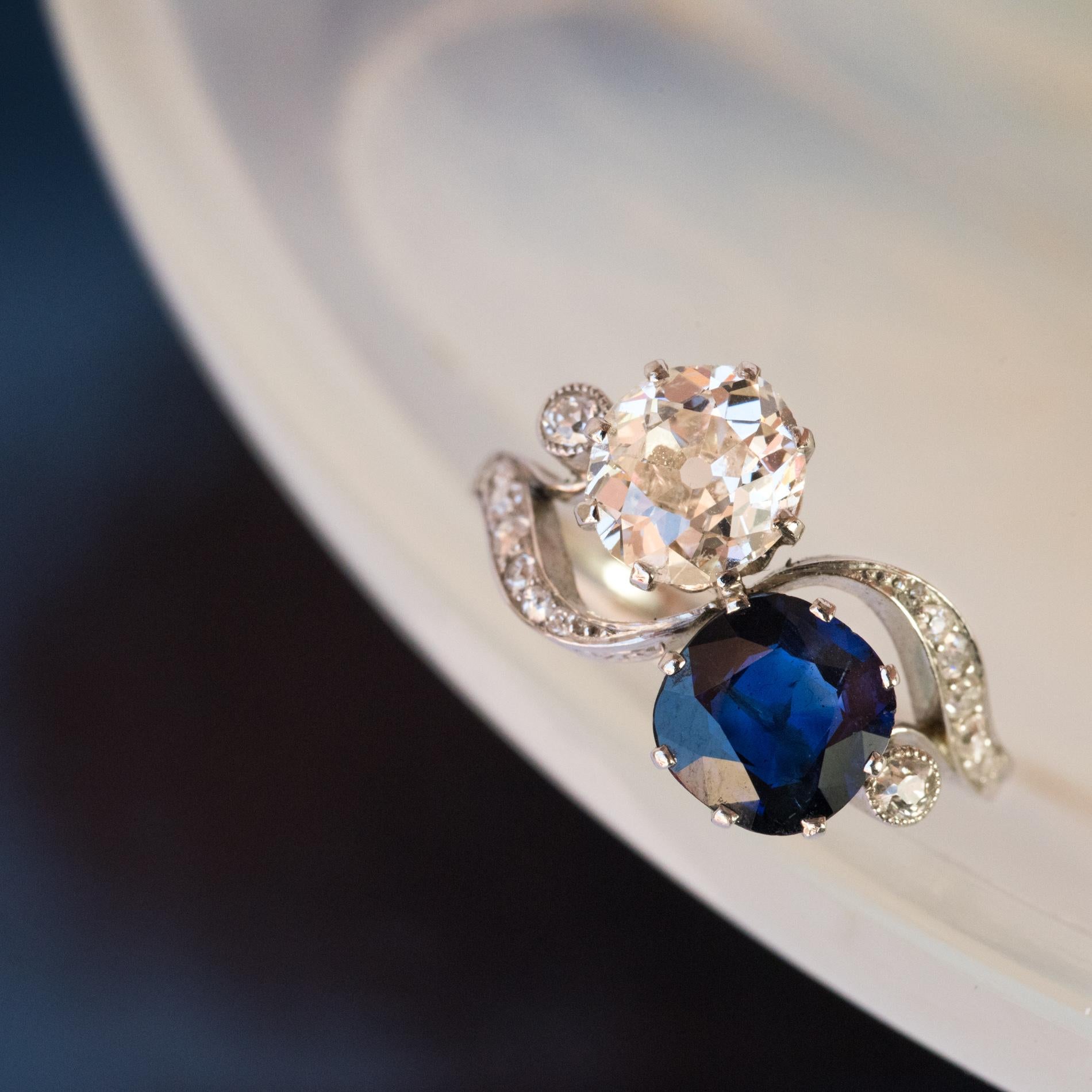 Belle Époque 1920s French Sapphire Diamond Gold Toi et Moi Ring
