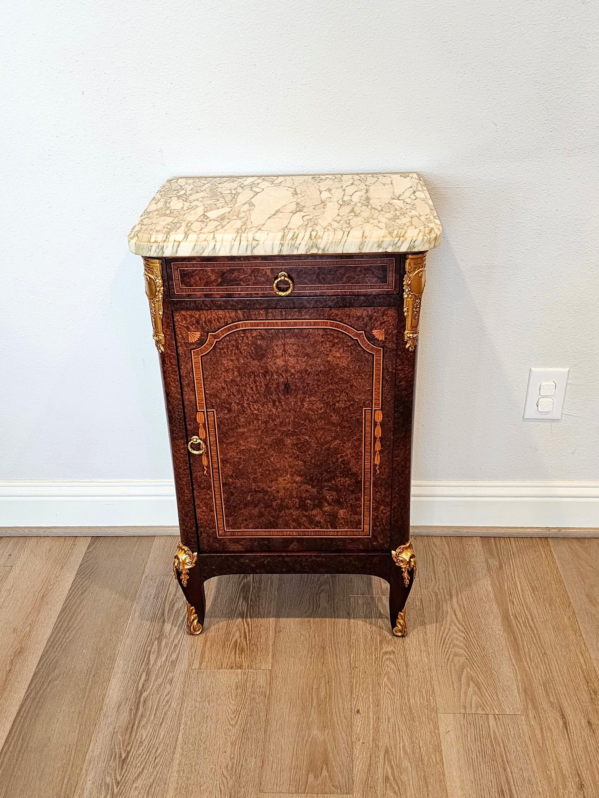 1920s French Transitional Burled Amboyna Nightstand  In Good Condition For Sale In Forney, TX