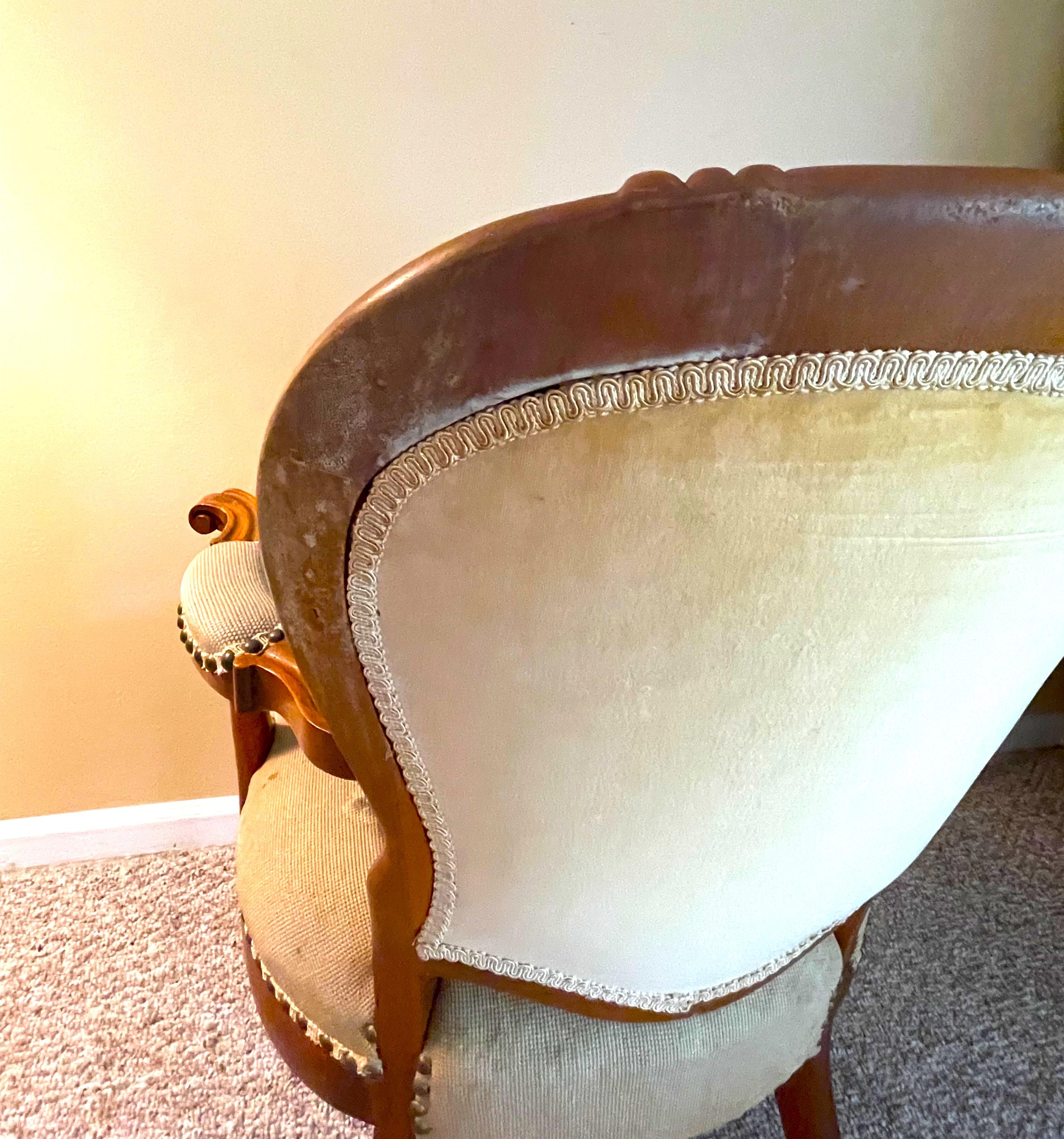 1920s French Walnut Accent Chair with Needlepoint Upholstery For Sale 3