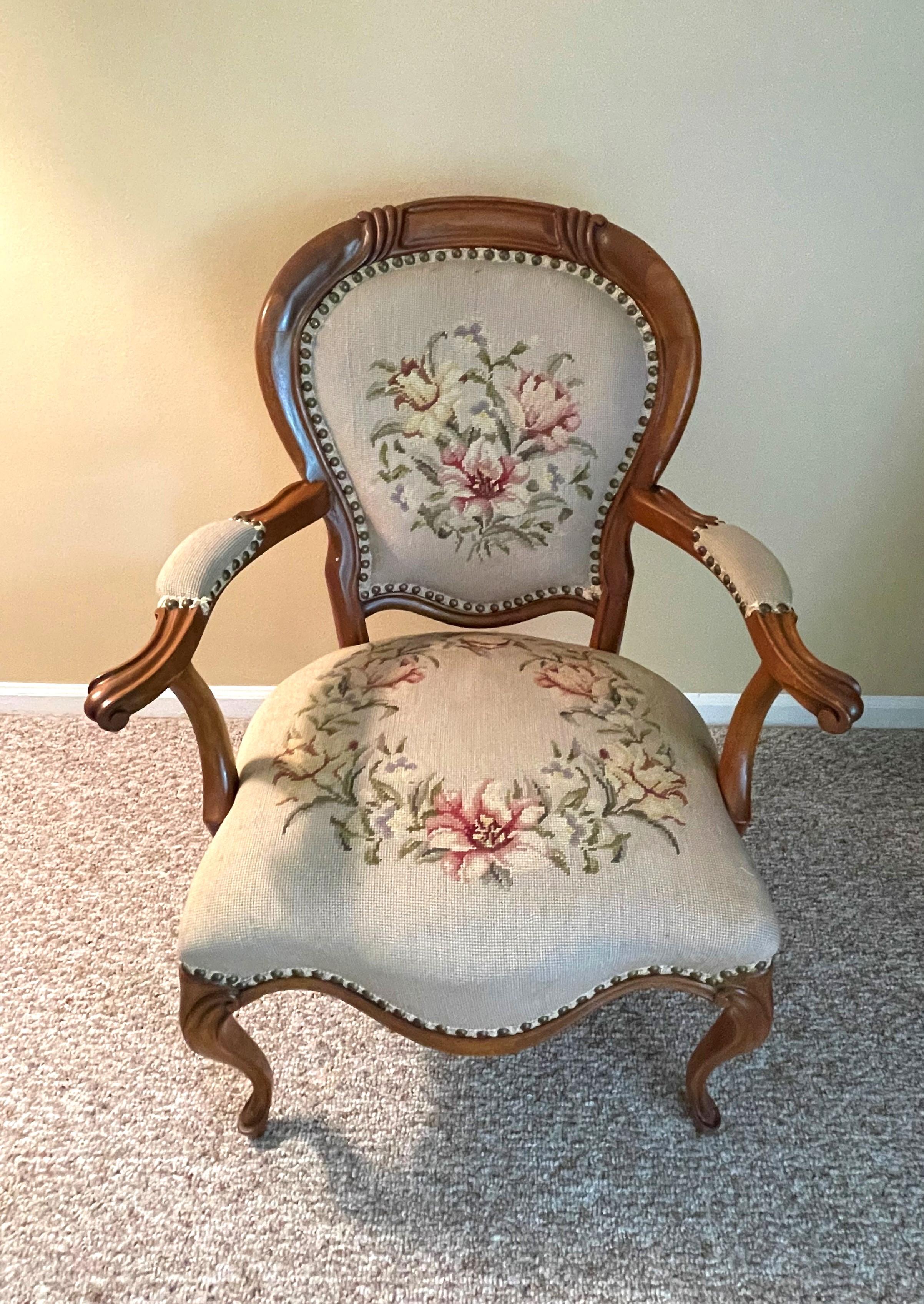 1920s French Walnut Accent Chair with Needlepoint Upholstery In Good Condition For Sale In Austin, TX