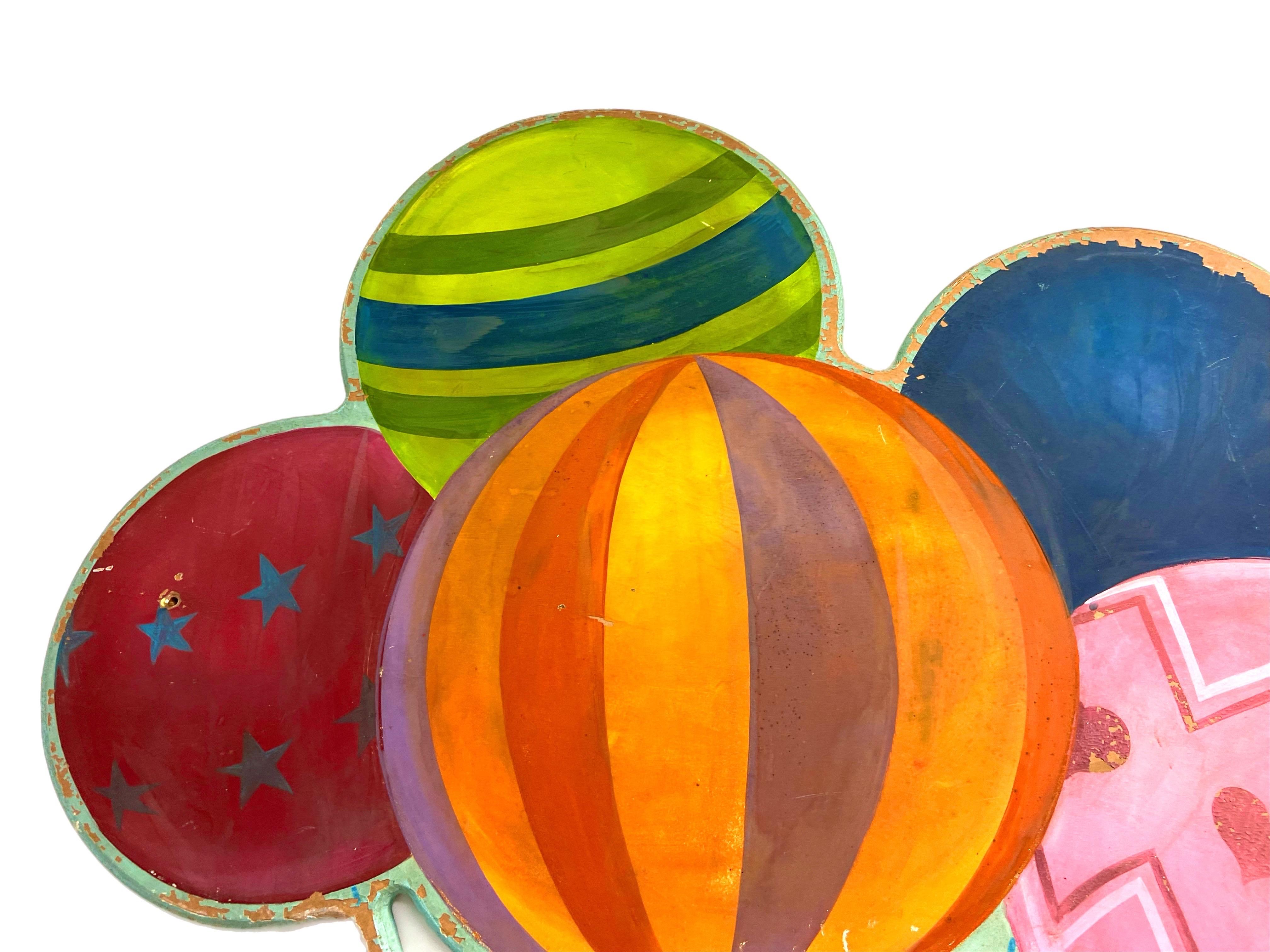 XX secolo Appendiabiti da parete con palloncini monumentali e stravaganti degli anni '20 in Francia - una coppia in vendita