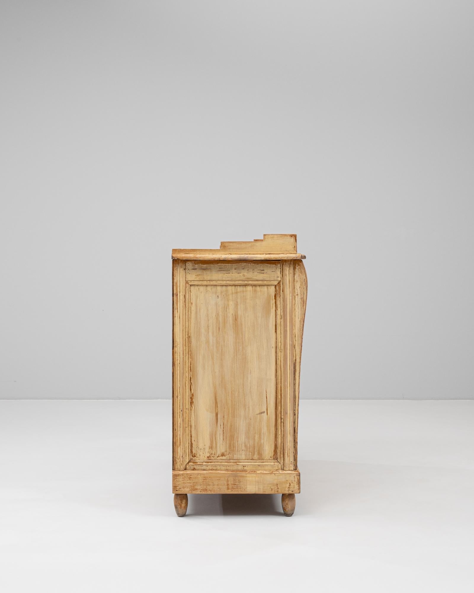 Barra de bar francesa de madera patinada de 1920 Francés en venta