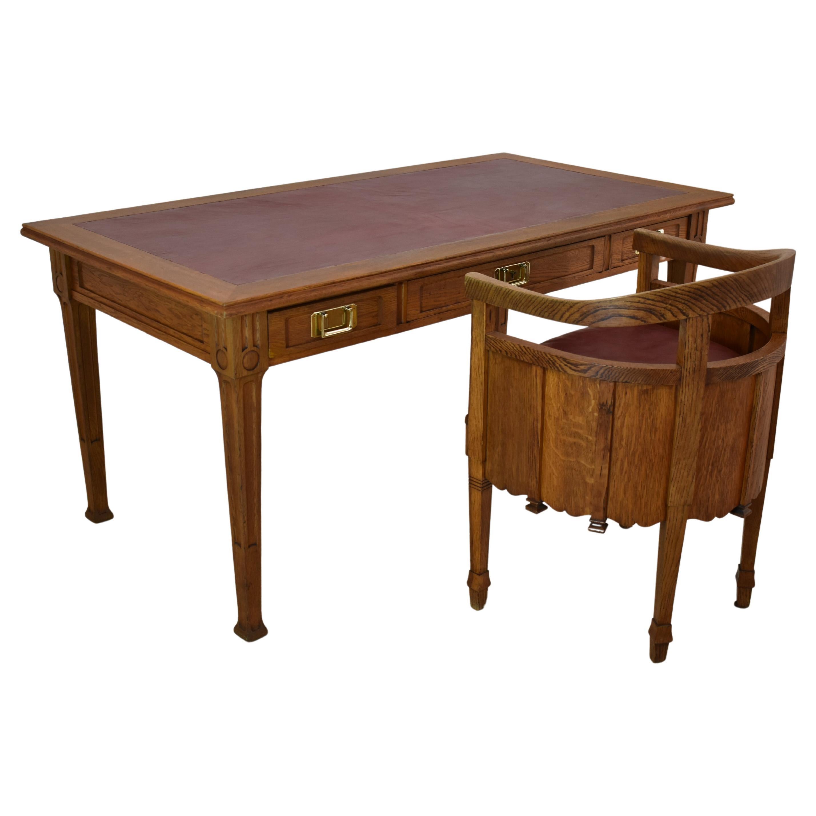  1920's Art Nouveau French Sculpted Oak Art Nouveau Desk with Chair For Sale