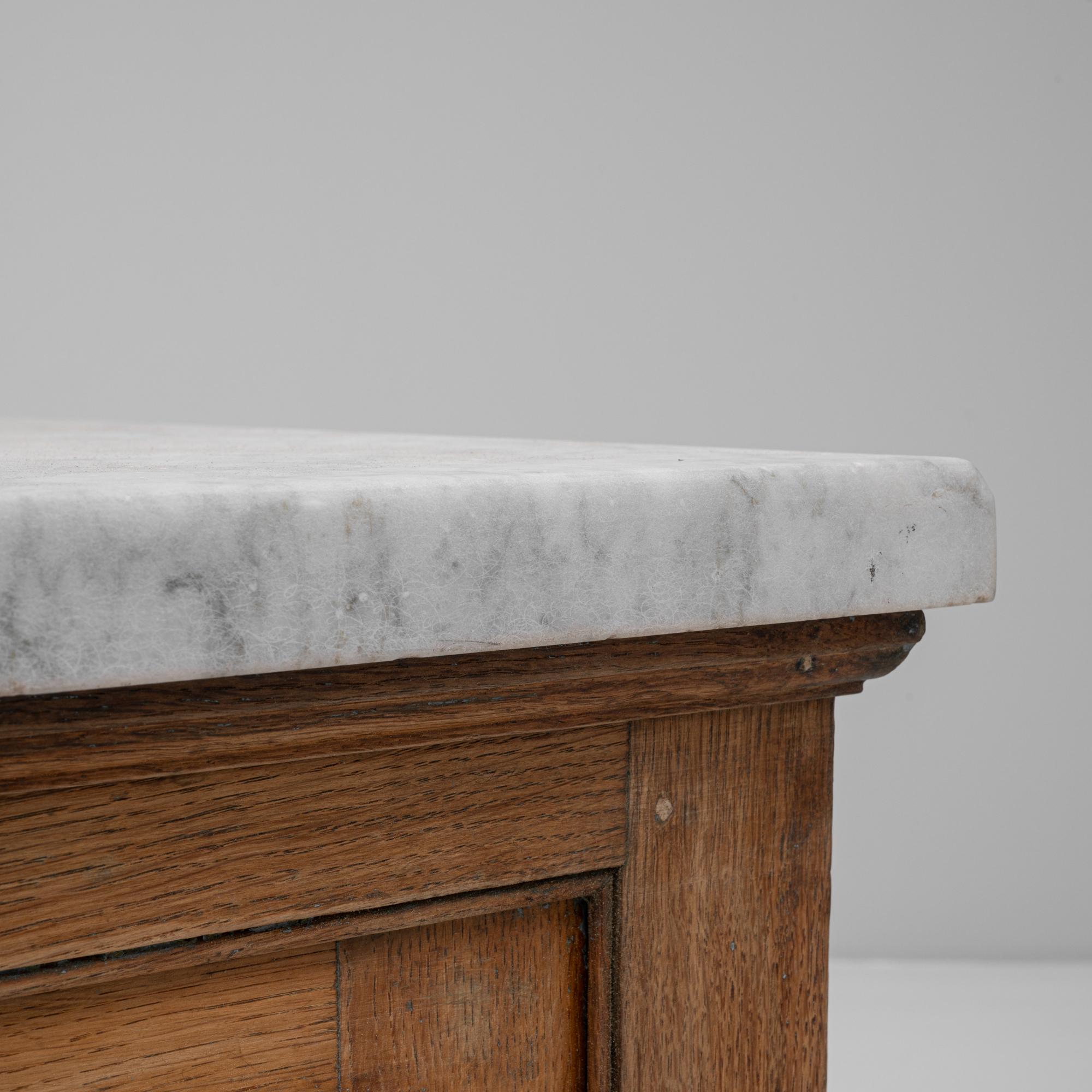 Buffet francese anni '20 in legno con piano in marmo 4