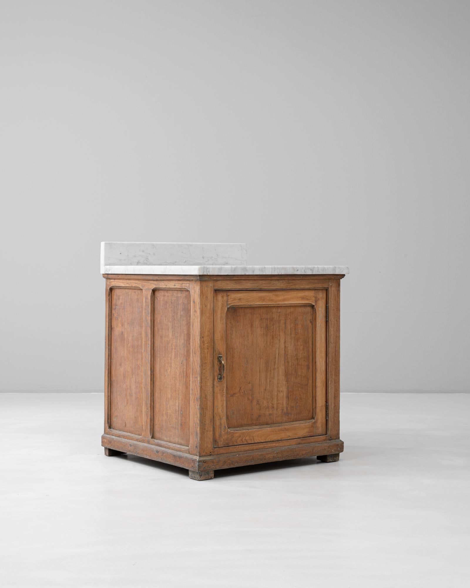 XX secolo Buffet francese anni '20 in legno con piano in marmo