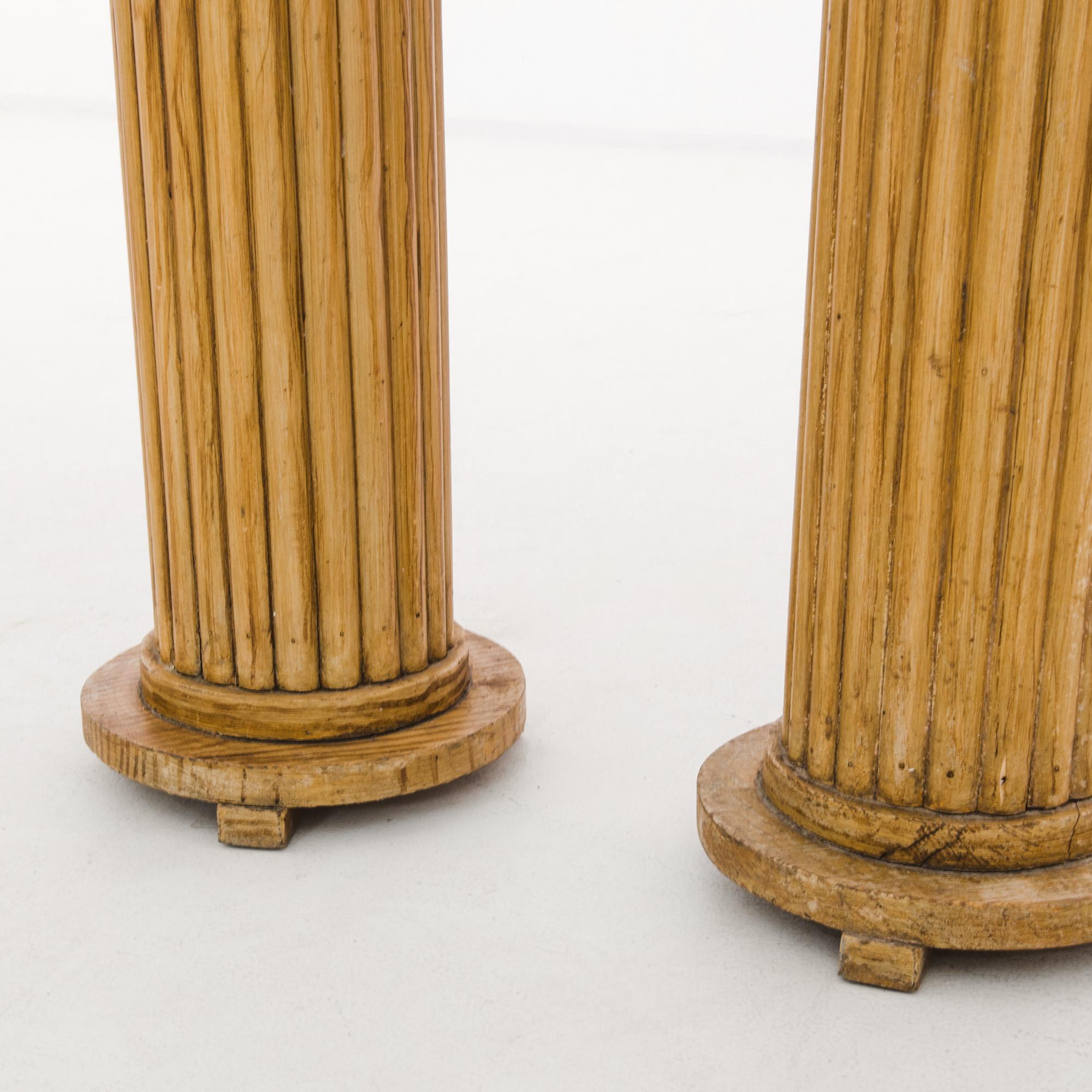 1920s French Wooden Pedestals, a Pair In Good Condition In High Point, NC