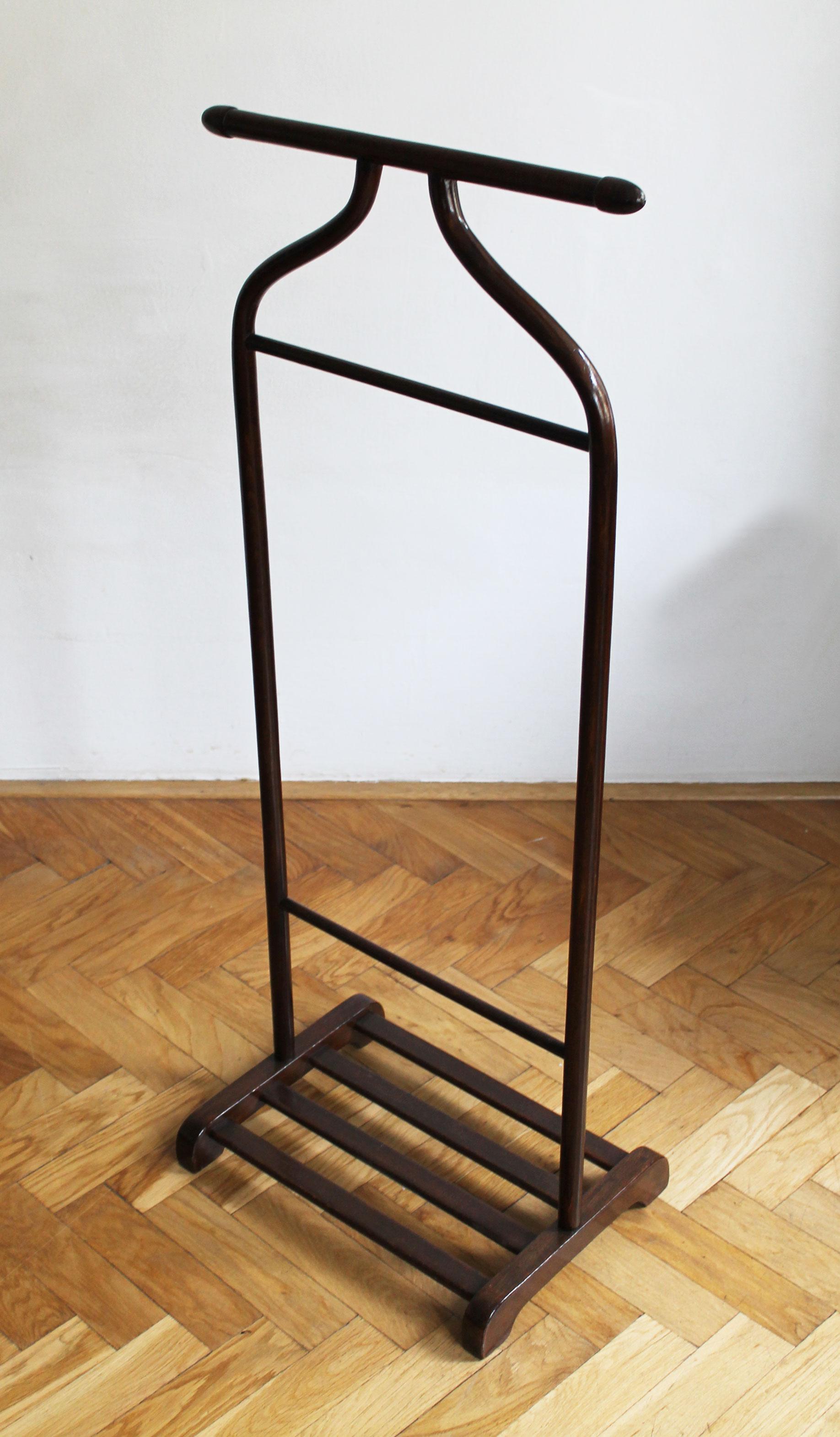 1920's Gentleman's Valet Stand Model P133 by Thonet For Sale 3