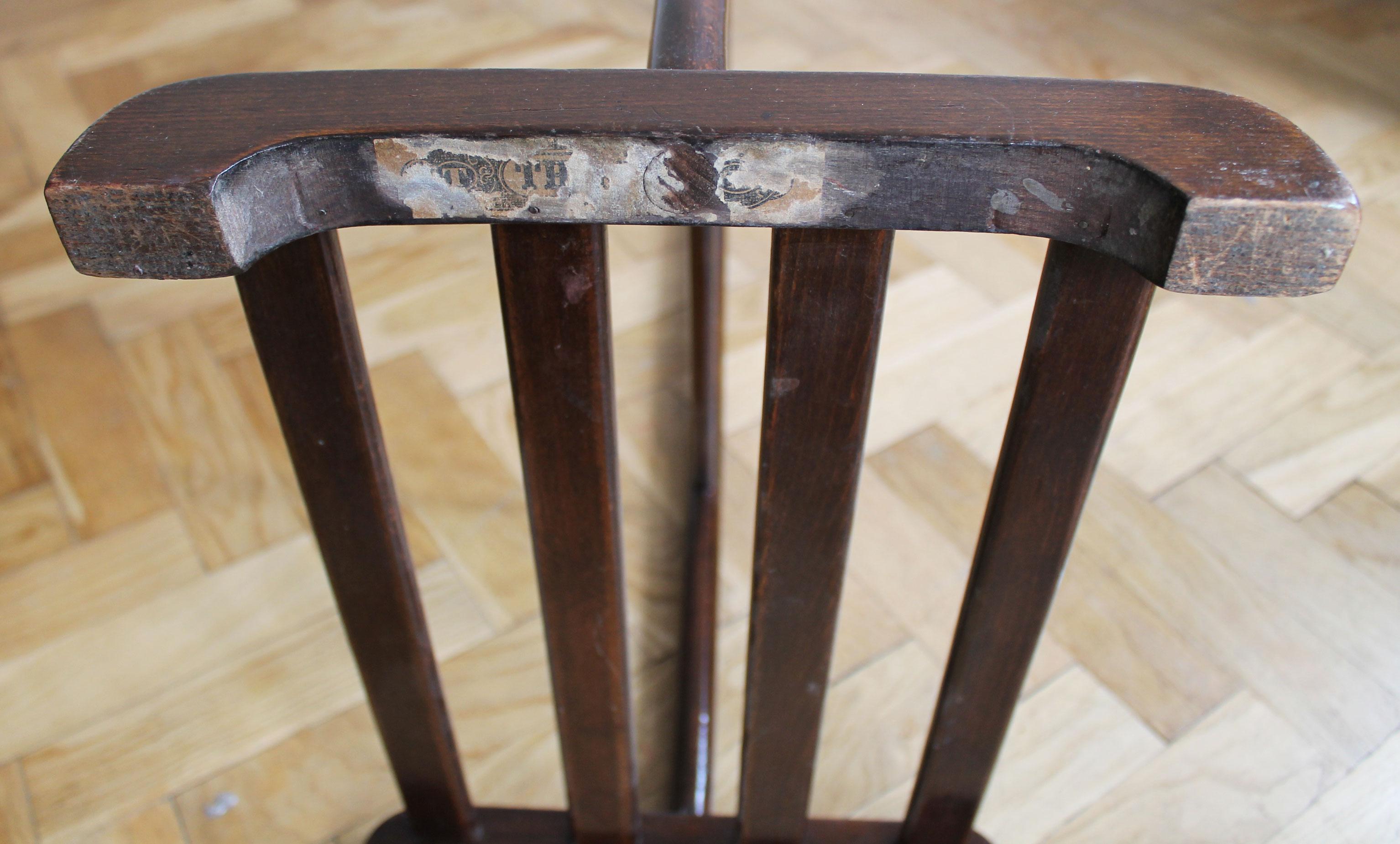 1920's Gentleman's Valet Stand Model P133 by Thonet 4