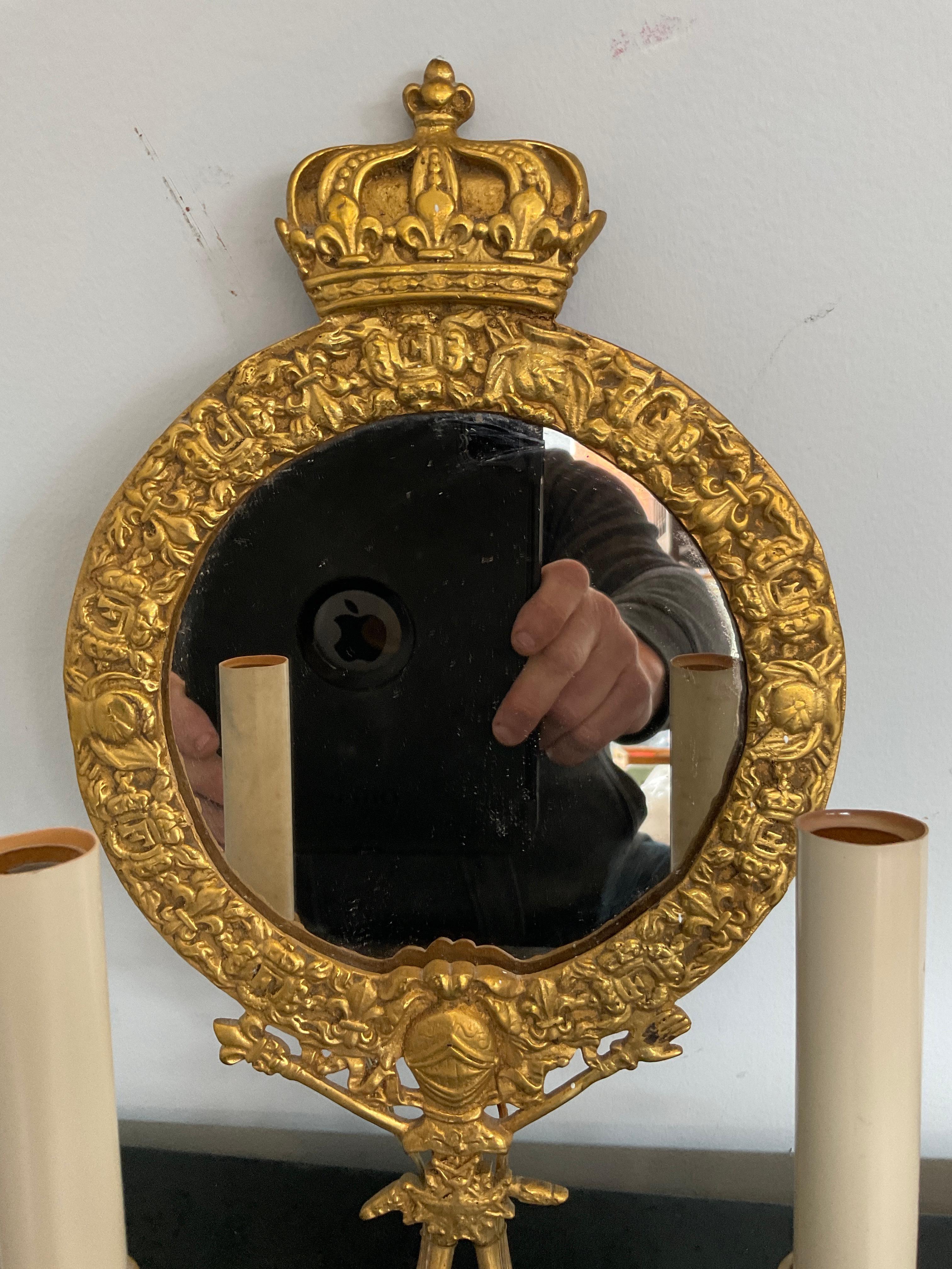1920s Gilt Bronze Mirrored Knight Sconces with Crown Top For Sale 2