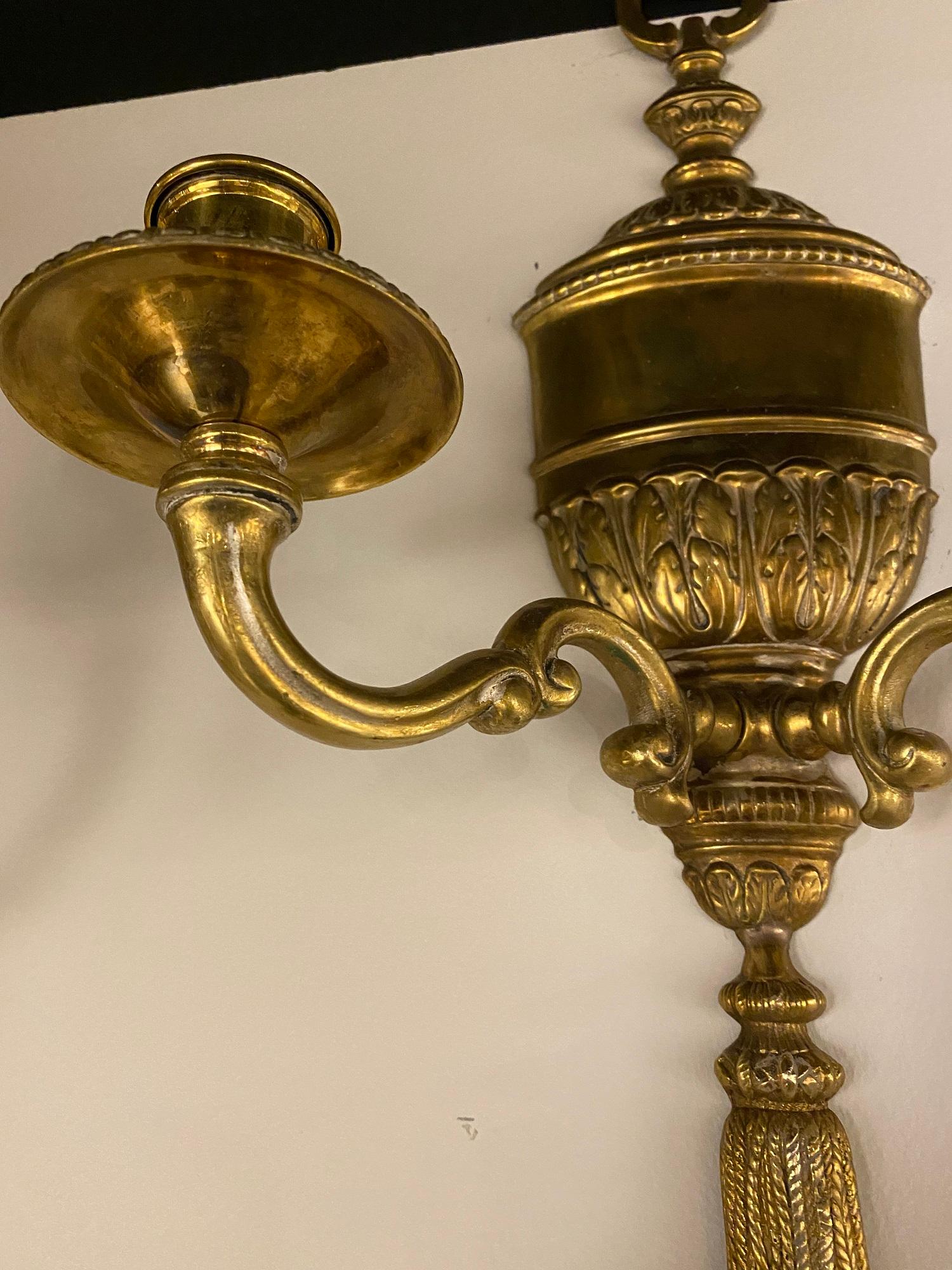 American 1920's Gilt Bronze Sconces with Acanthus Leaves For Sale