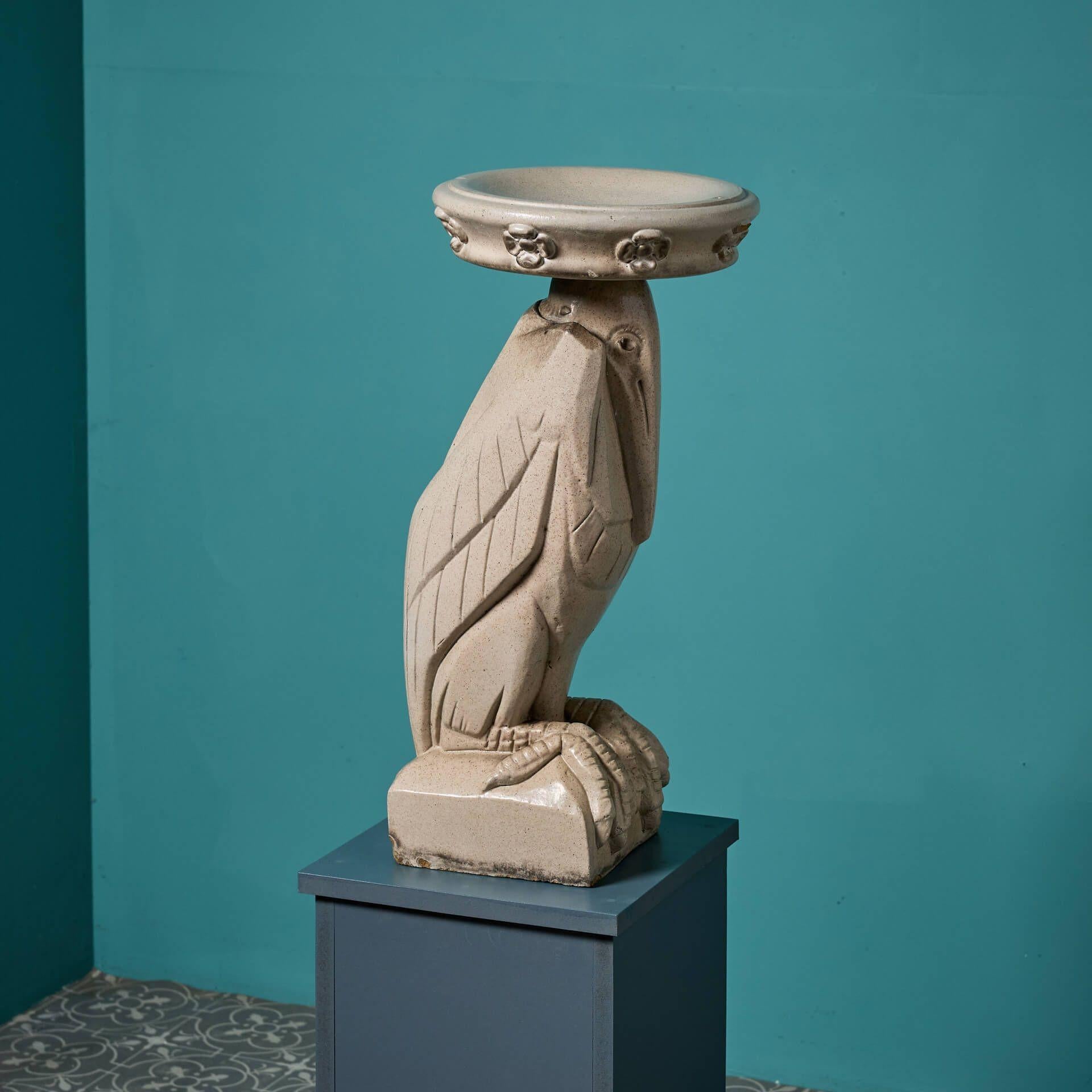 Grès Bath oiseau pélican émaillé des années 1920 en vente