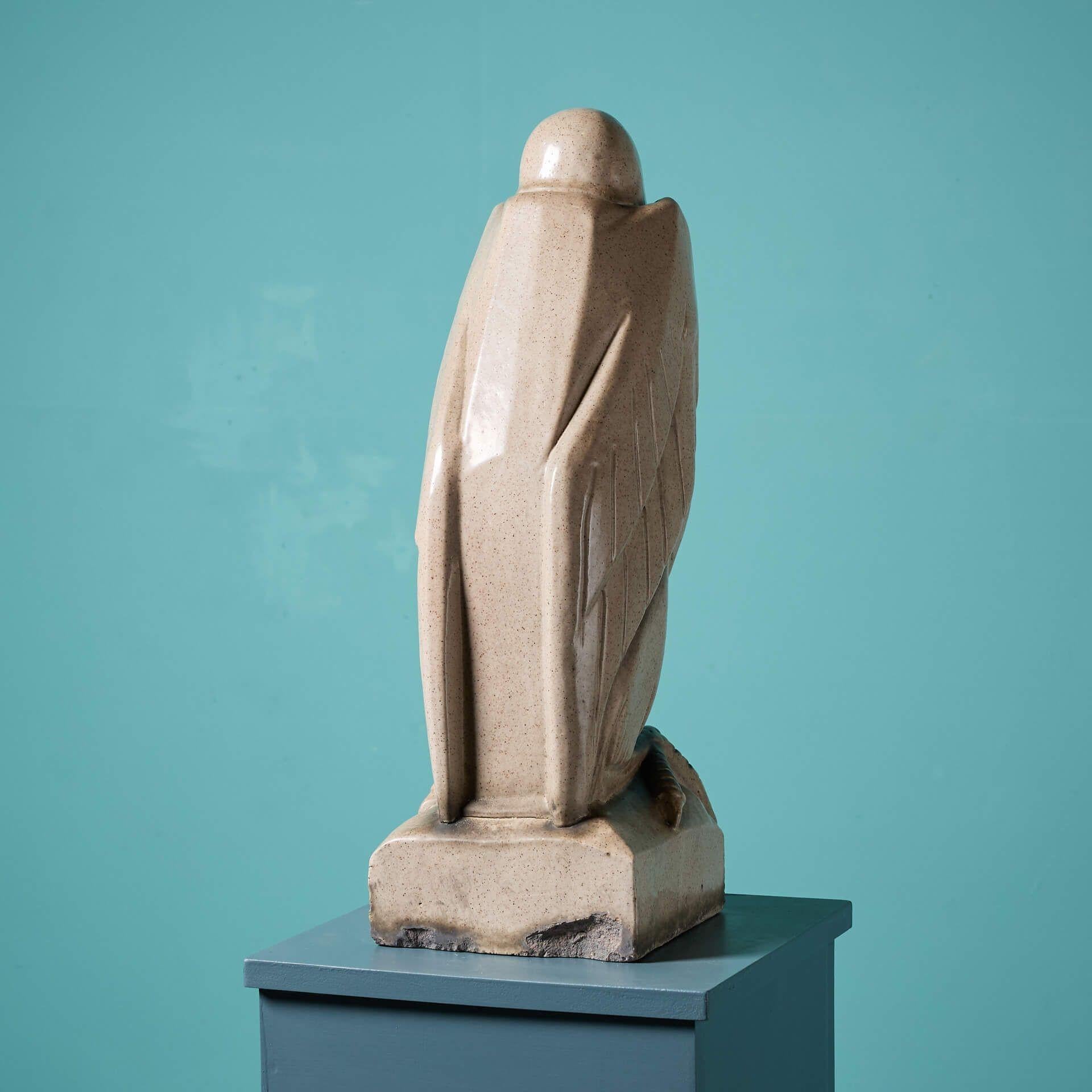 Scultura di pellicano in gres smaltato degli anni '20 In condizioni discrete in vendita a Wormelow, Herefordshire