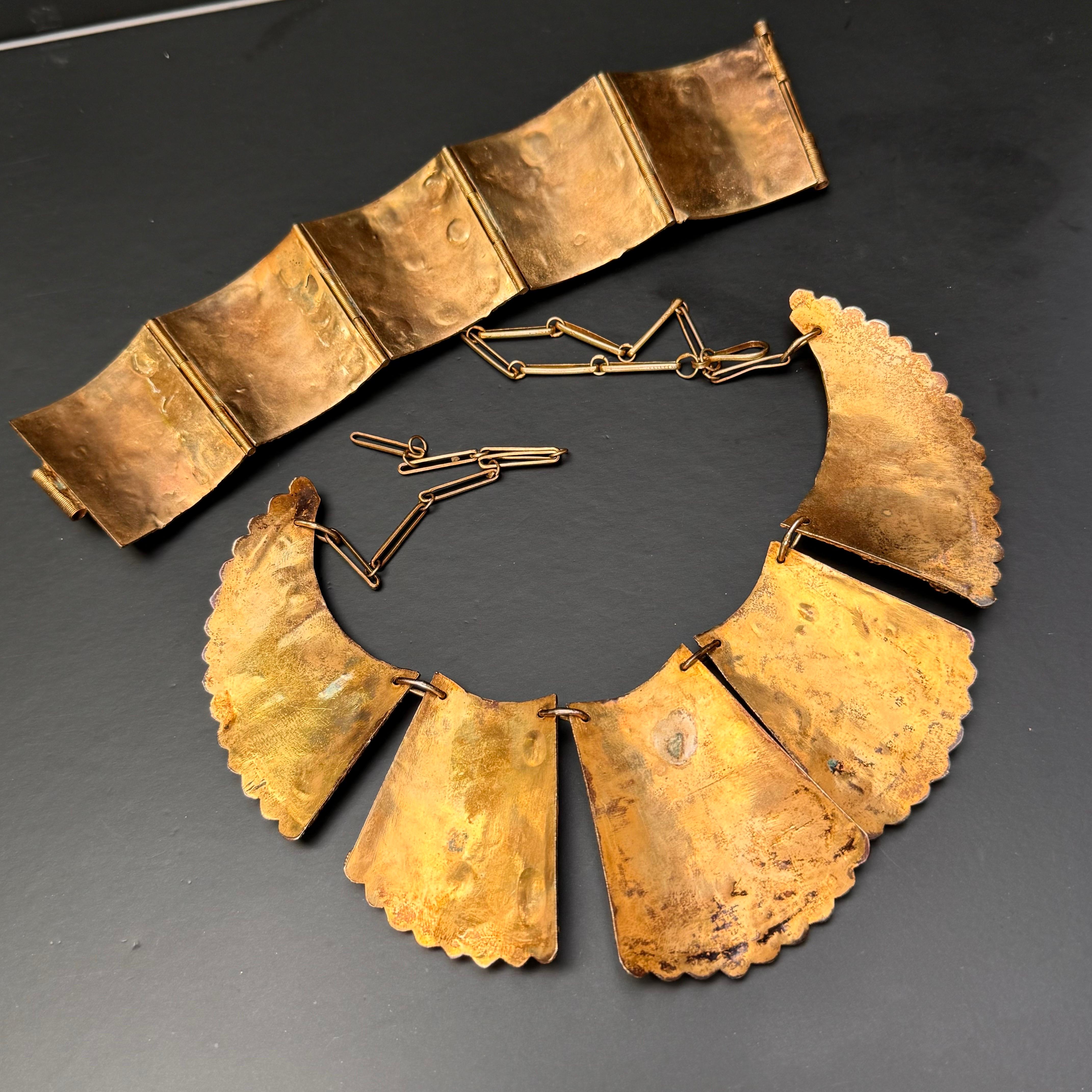 1920s Gold Gilt silver Gemstones bib necklace Bracelet Original box For Sale 7