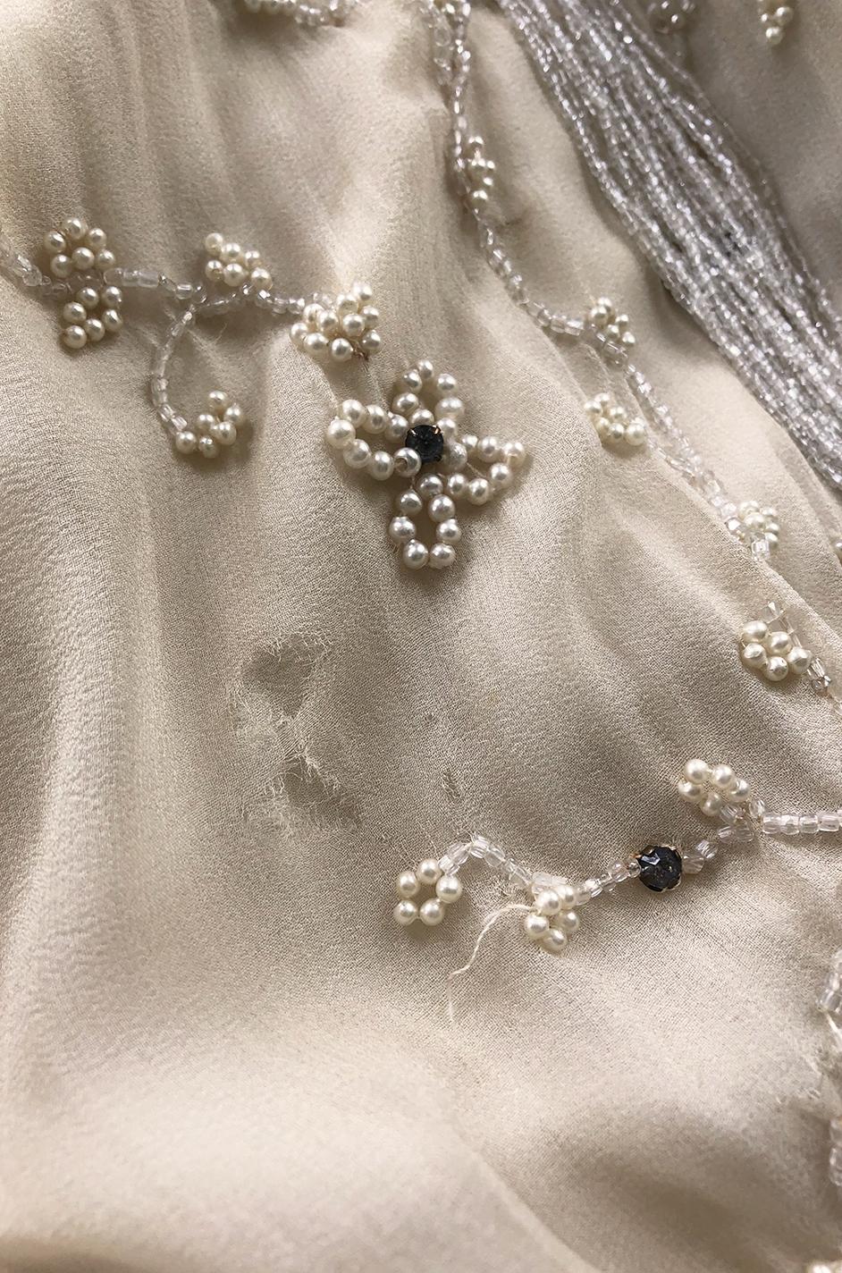 1920s Gold Ivory Silk Velvet & Silk Chiffon Pearl Flower Beaded Dress 5