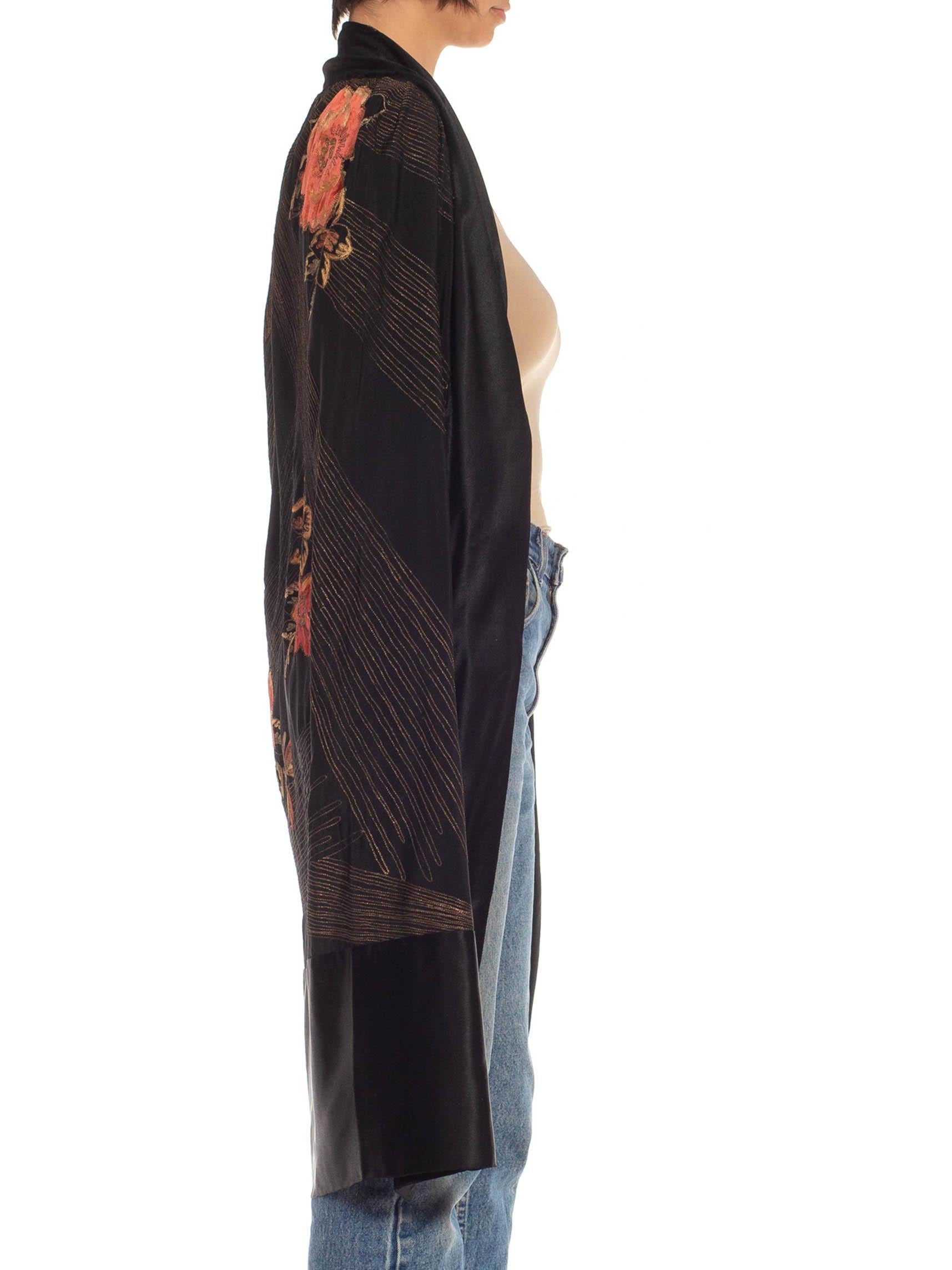 Black 1920S Gold Lamé Silk & Velvet Embroidered Art Deco Cape For Sale