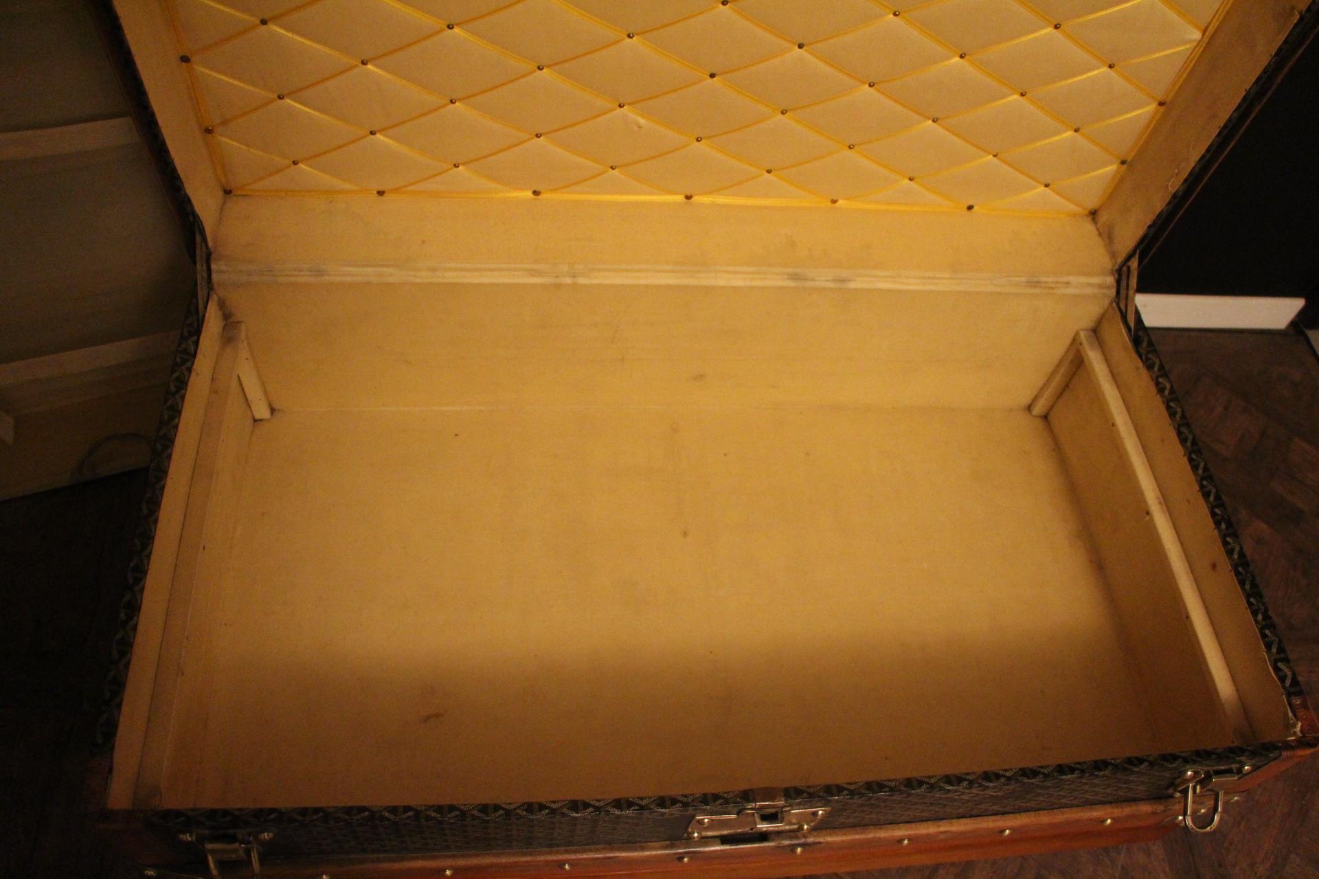 1920s Goyard Cabin Trunk, Goyard Trunk in Chevrons Canvas 10