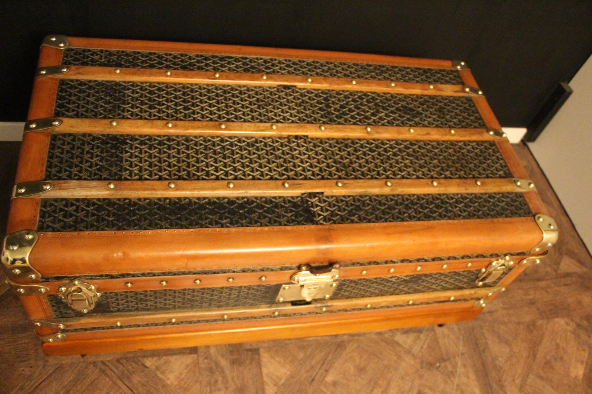 Early 20th Century 1920s Goyard Cabin Trunk, Goyard Trunk in Chevrons Canvas