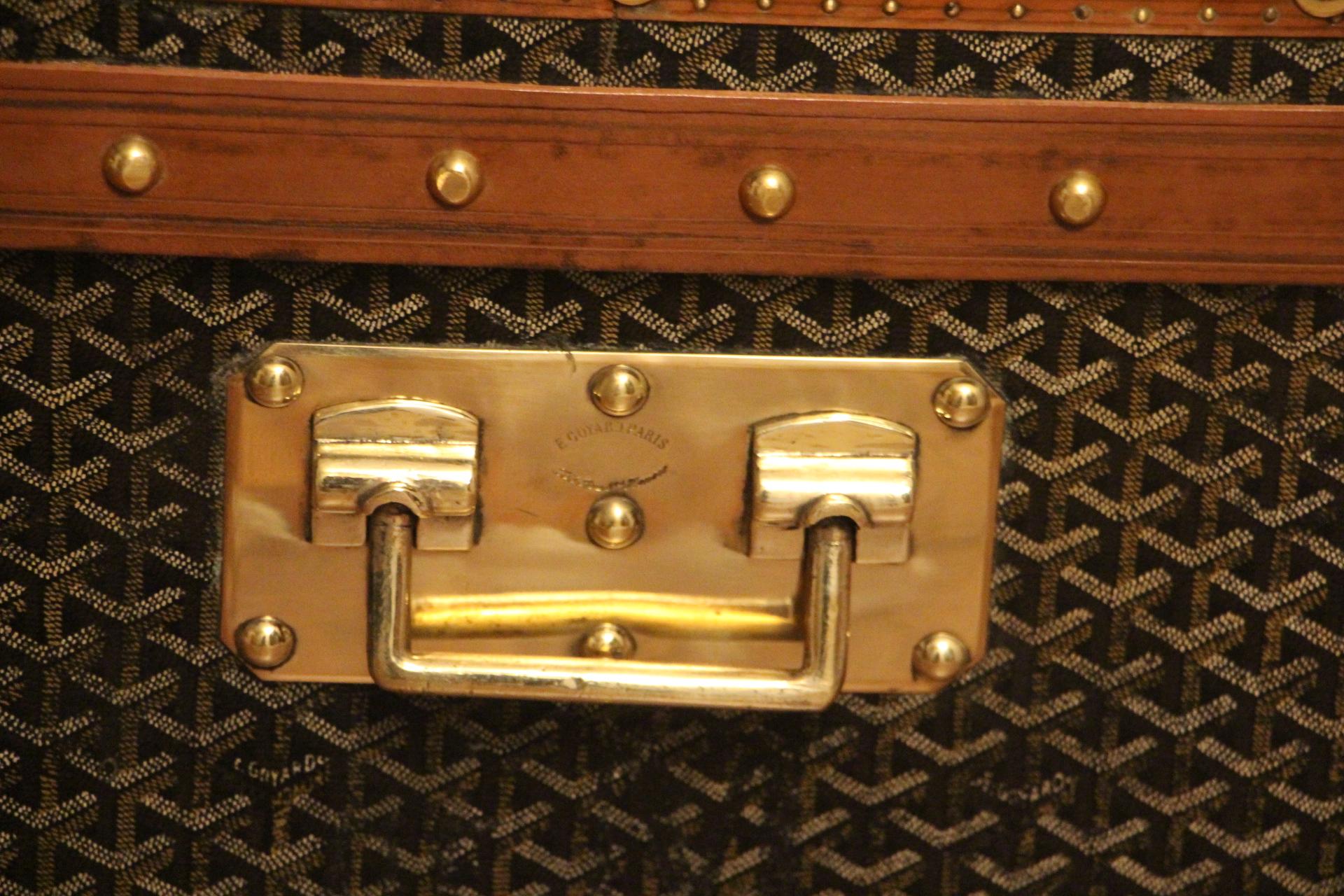 1920s Goyard Cabin Trunk, Goyard Trunk in Chevrons Canvas 1