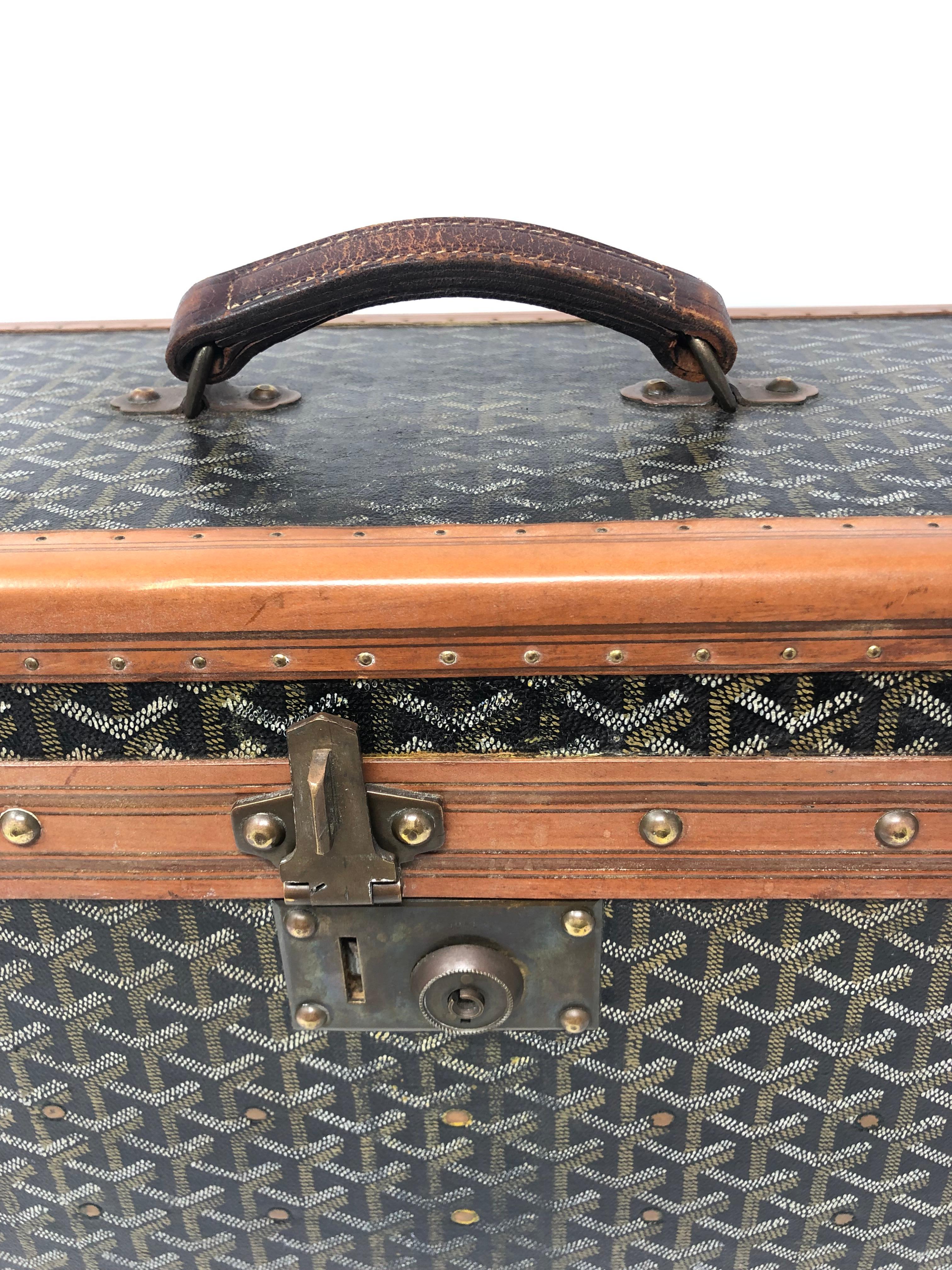 1920's Goyard Hard Case Vanity Trunk 7