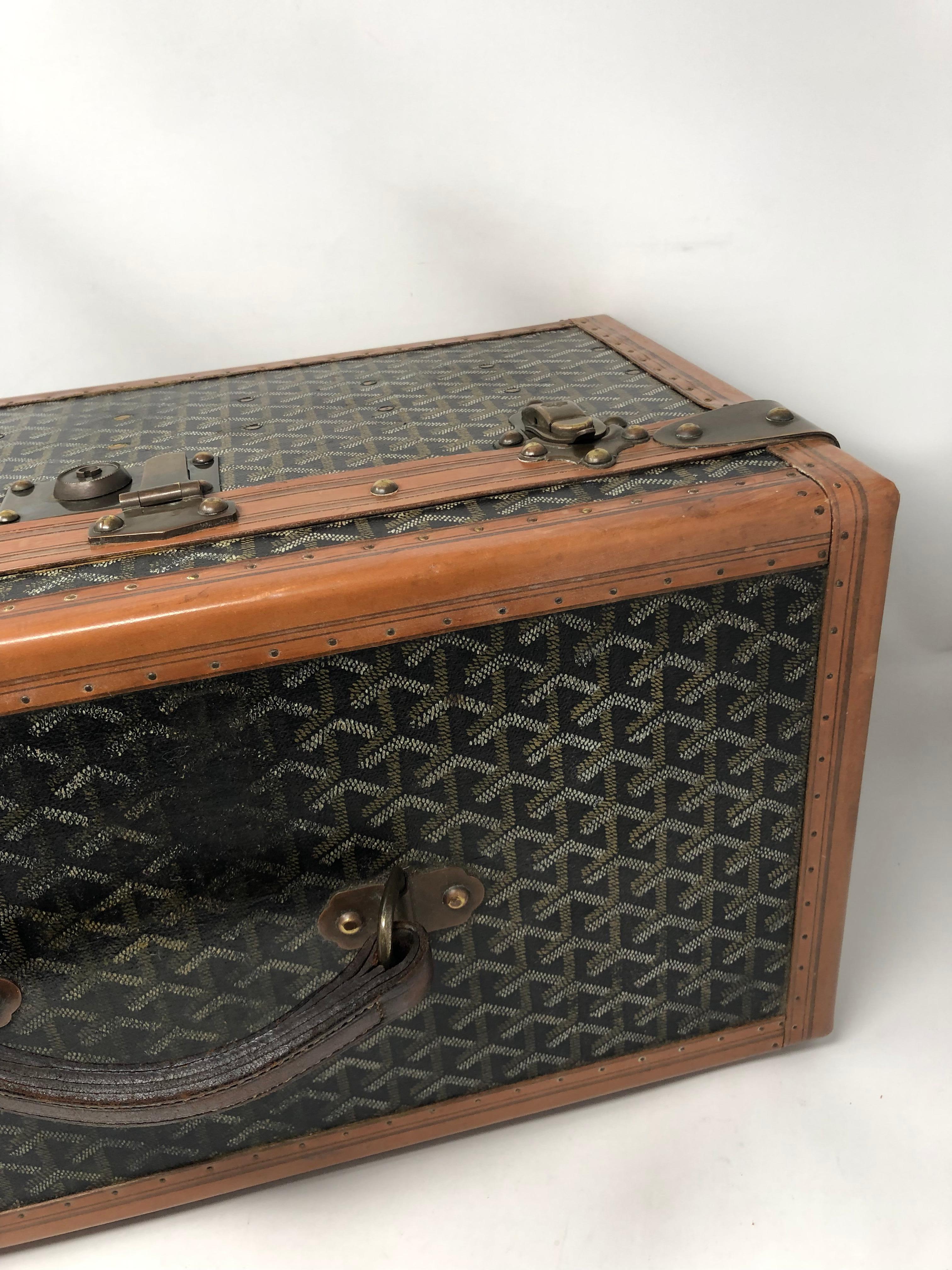 Women's or Men's 1920's Goyard Hard Case Vanity Trunk