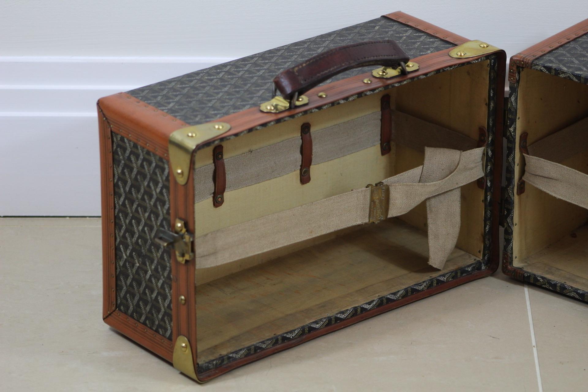 1920s Goyard Library Trunk in Iconic Chevron Canvas For Sale 8