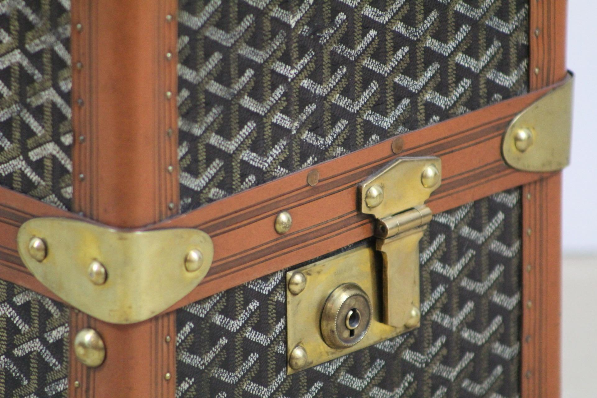 Black 1920s Goyard Library Trunk in Iconic Chevron Canvas For Sale