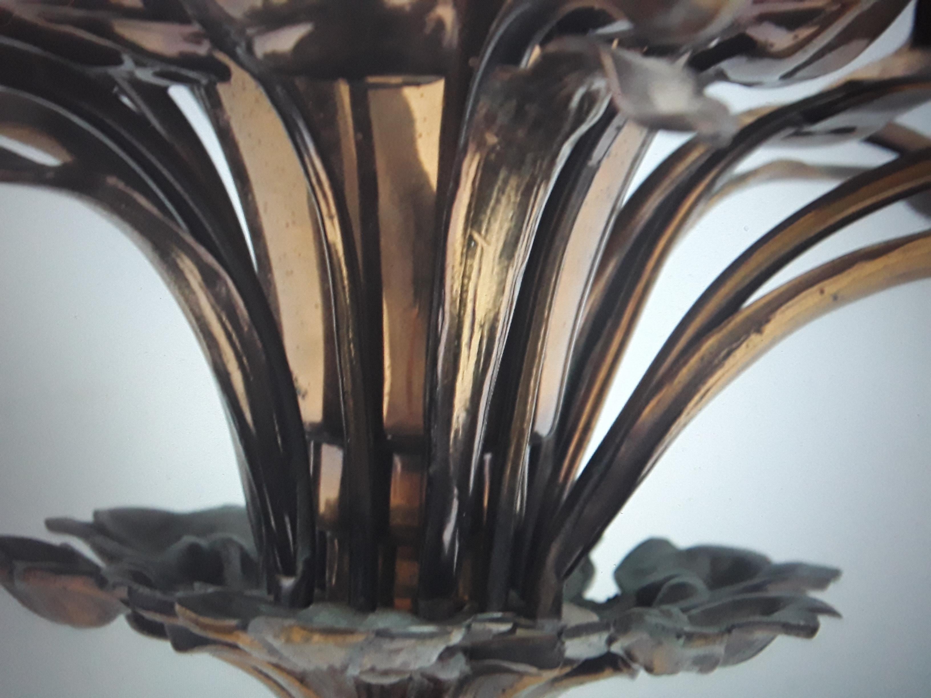 1920's Grancd Art Deco Nenuphar Bronze Huge Lillies - Chandelier For Sale 2