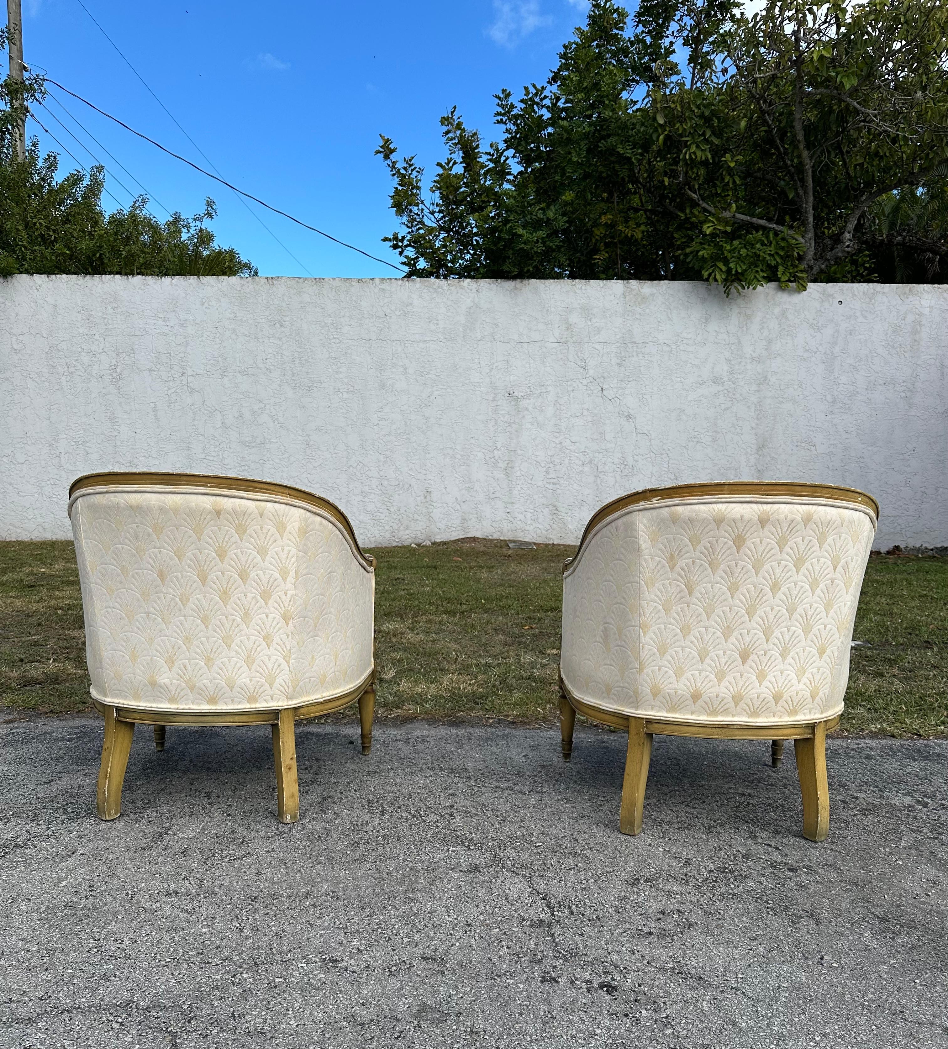 Art déco Chaises de baril en bergère verte et beige de France des années 1920, ensemble de 2 en vente