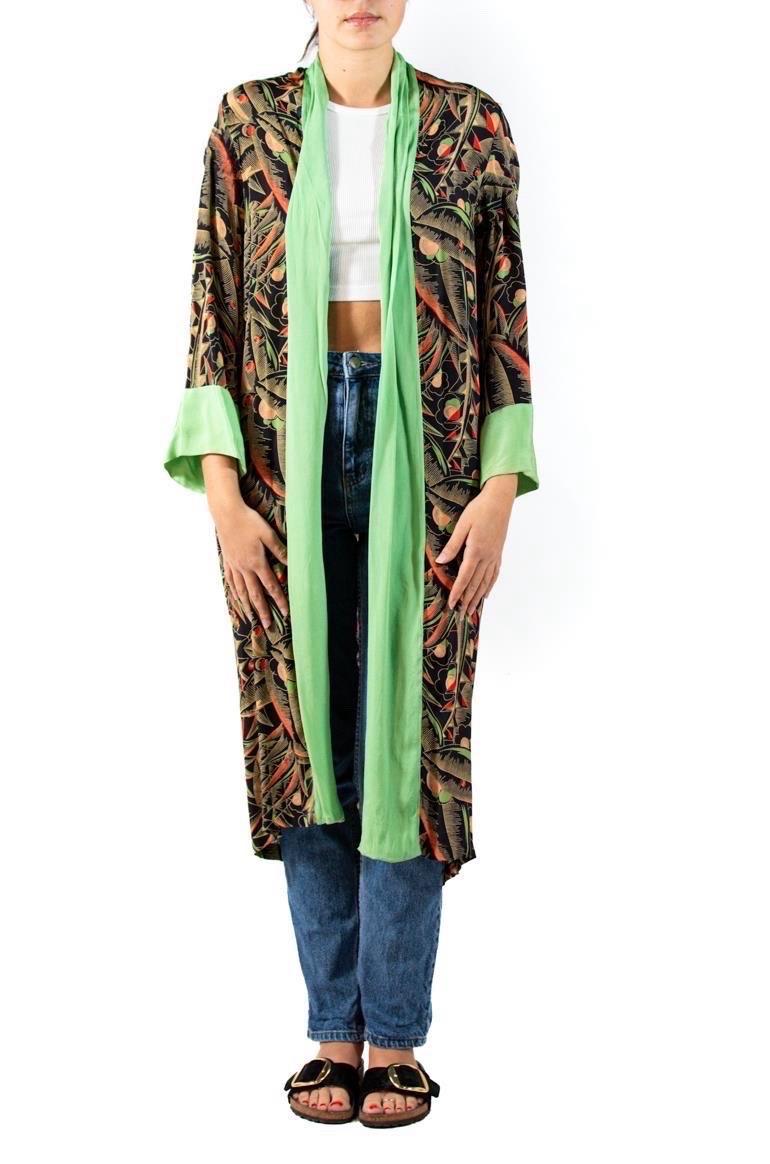 1920S Green & Black Rayon Rare Art Deco Tropical Print Kimono For Sale 1