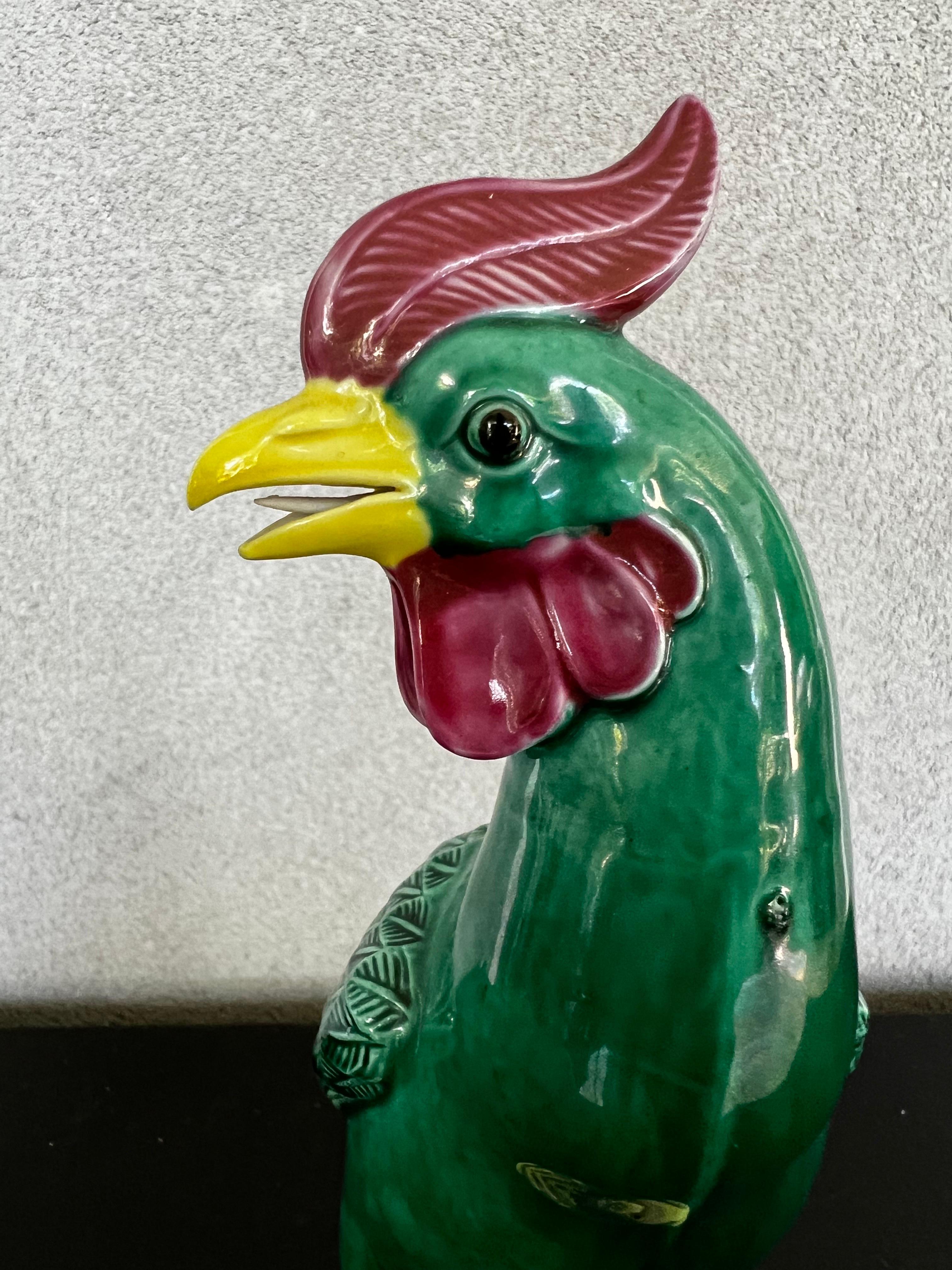 Chinoiserie 1920’s Green Japanese Porcelain Parrot  For Sale