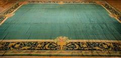 1920er Jahre Grünes offenes Feld Rosen Bordüre Antiker Donegal Kunsthandwerk Webteppich Teppich