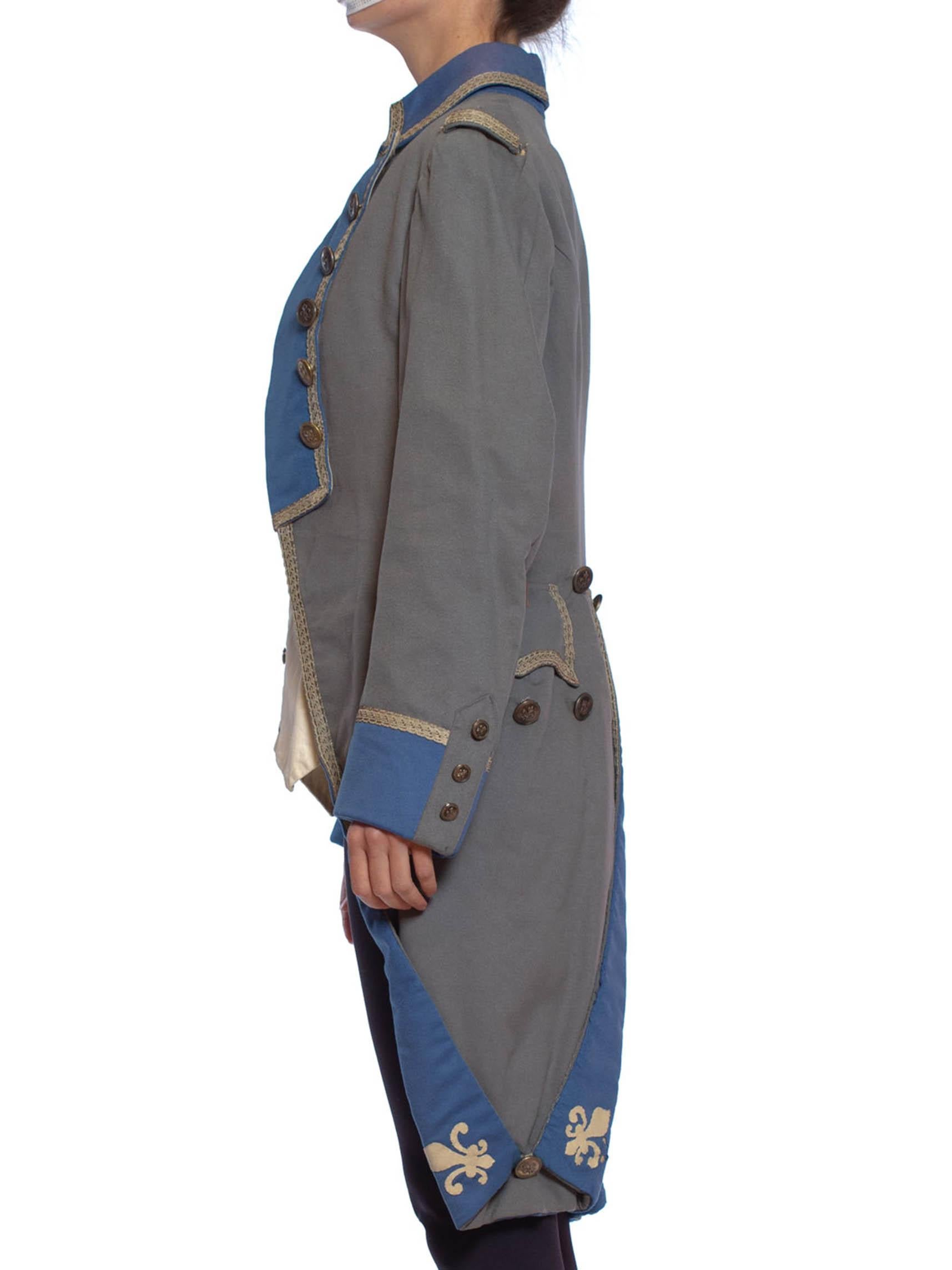 Grigio Cappotto militare stile 1920S in lana grigia e blu del 18esimo secolo in vendita