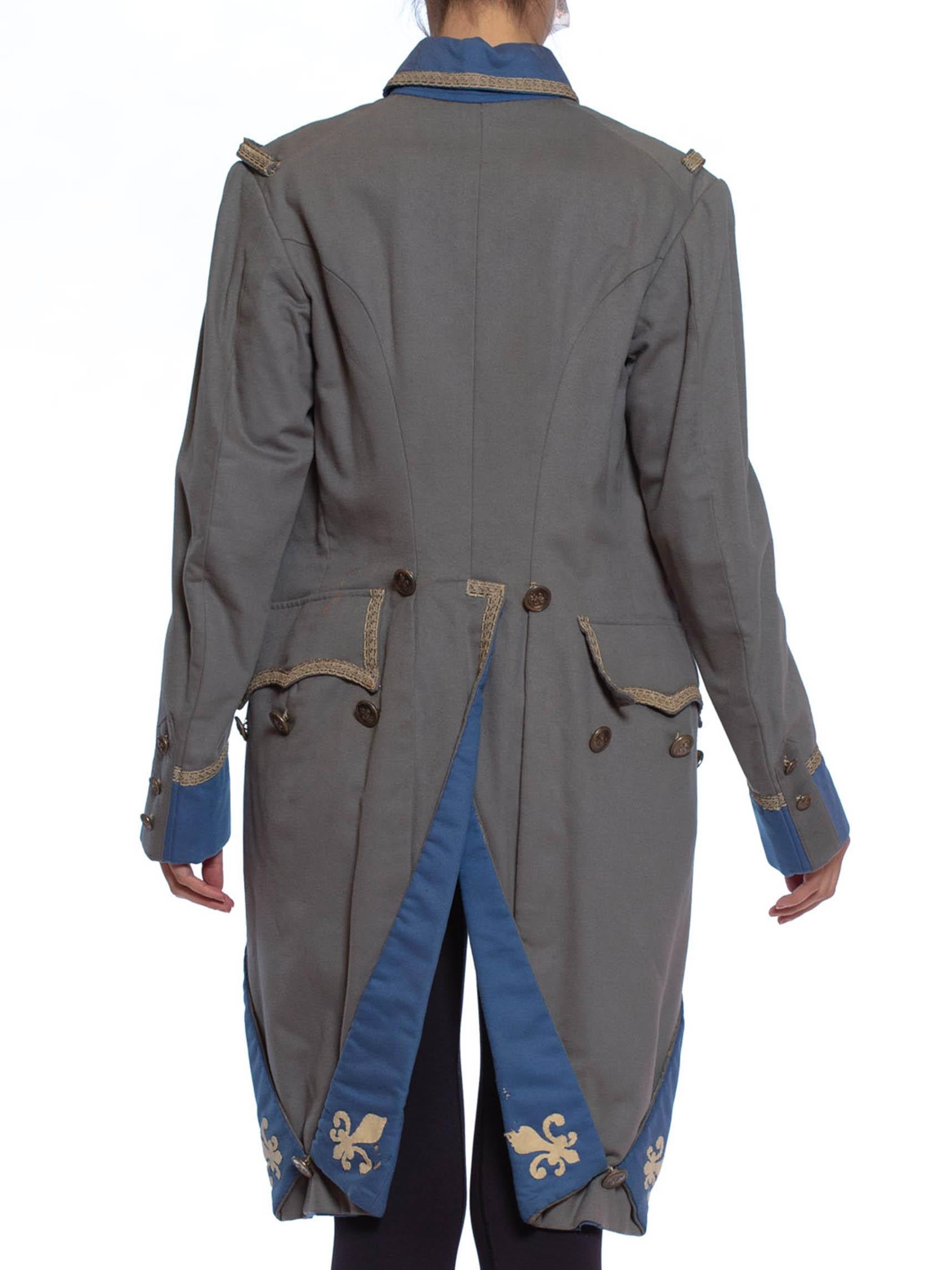 Cappotto militare stile 1920S in lana grigia e blu del 18esimo secolo in vendita 3