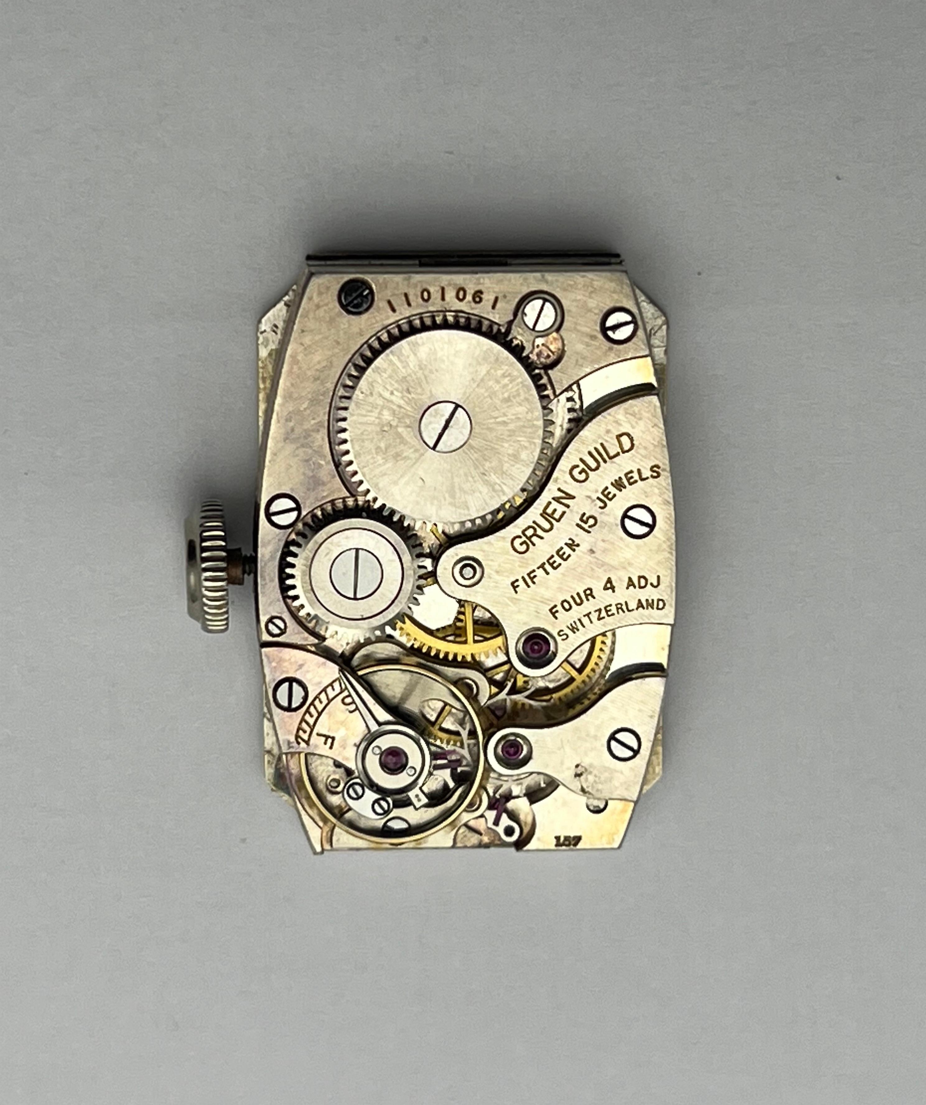 1920's Gruen Quadron 15 Jewel Restored. Beautiful Art Deco Watch For Sale 8