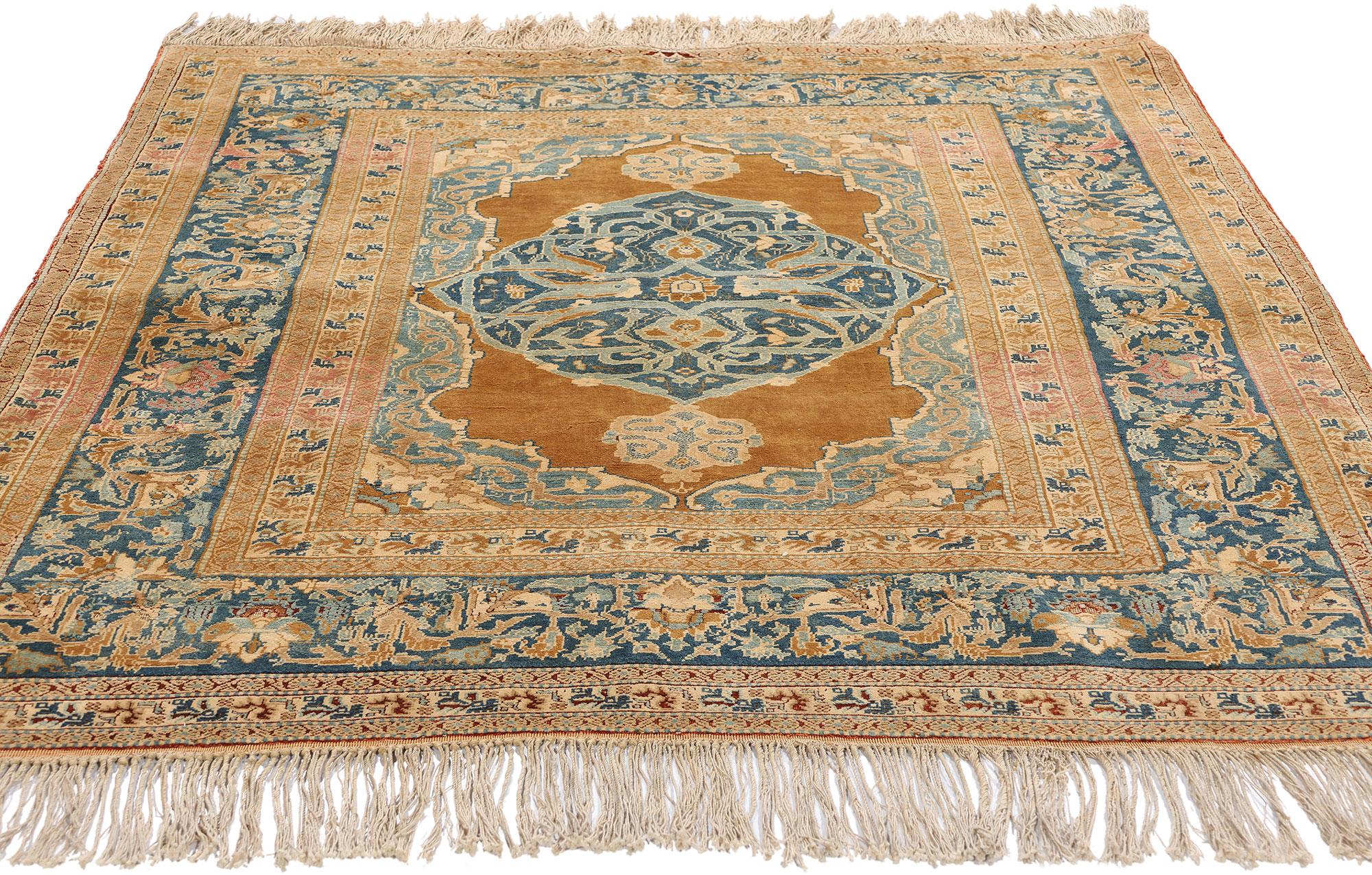 Perse Tapis persan ancien de Tabriz de style traditionnel Haji Jalili des années 1920 en vente