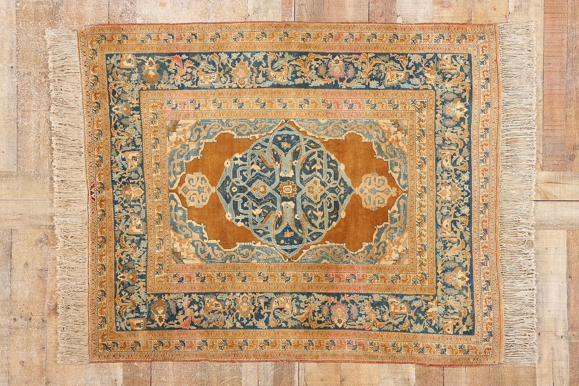 Tapis persan ancien de Tabriz de style traditionnel Haji Jalili des années 1920 en vente 2