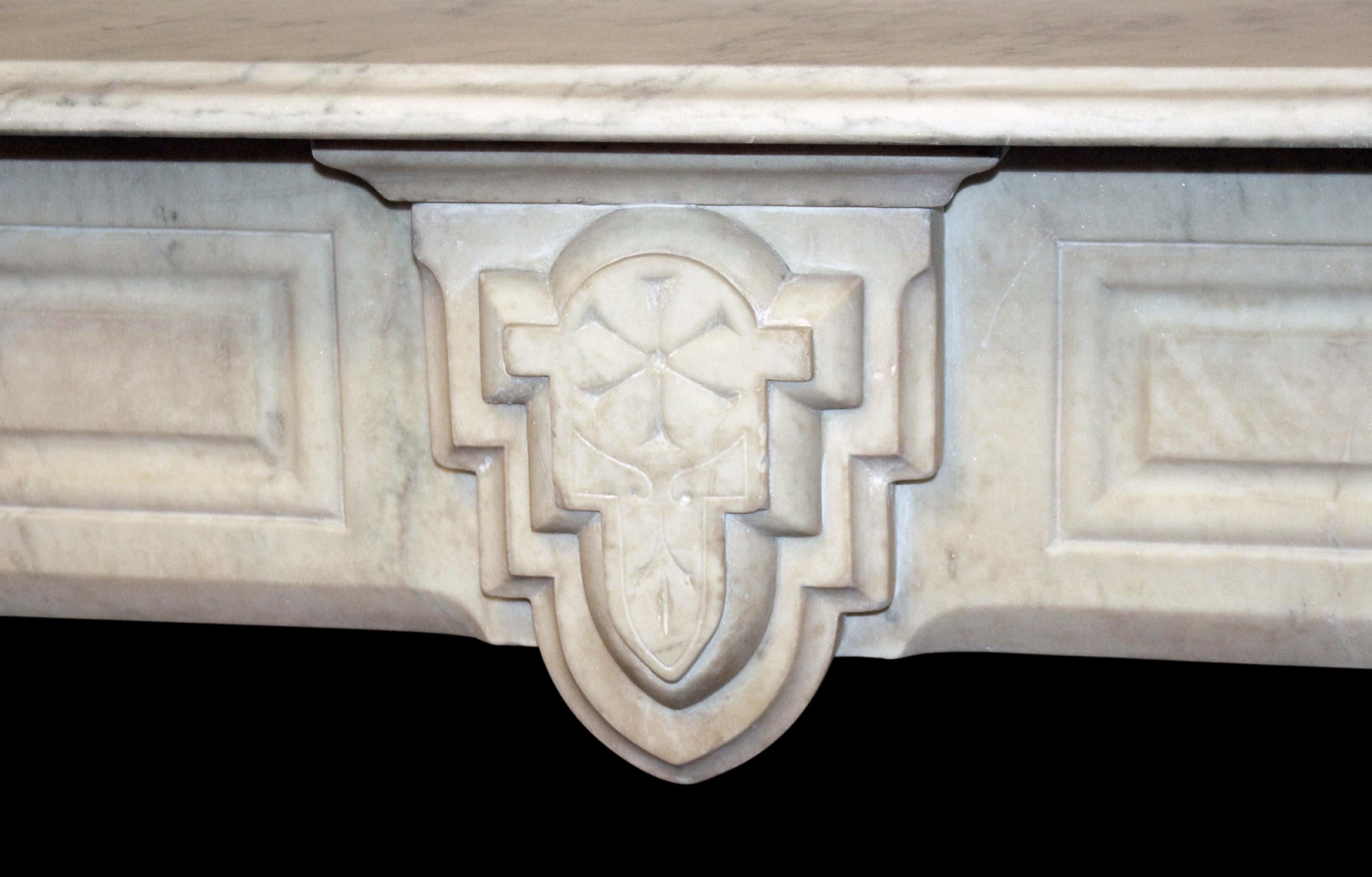 1920s Hand Carved Marble Mantel Geometric Floral Details In Good Condition For Sale In New York, NY