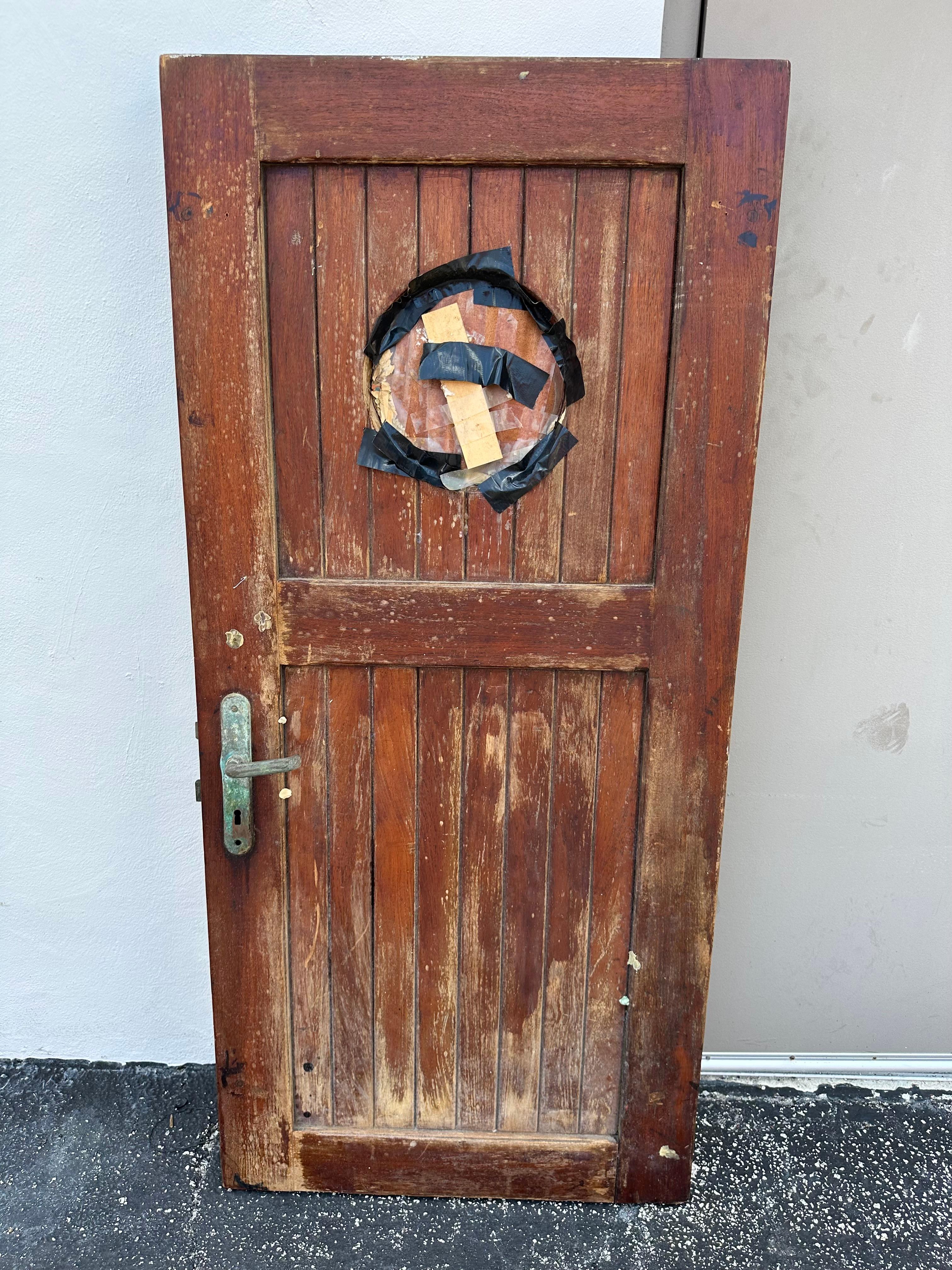 1920s Hand Carved Painted Folk Art Figurative Door For Sale 6
