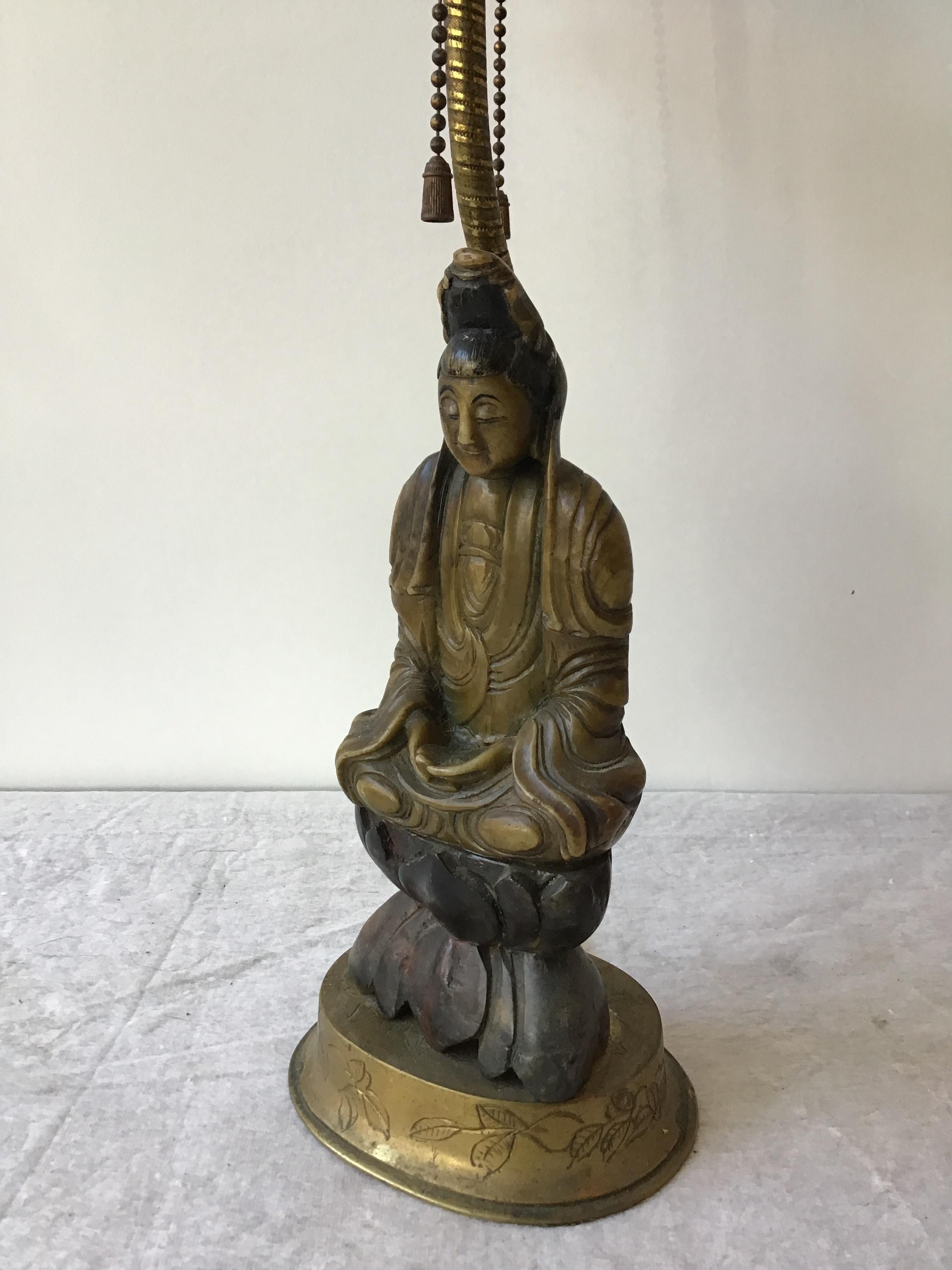1920s Hand Carved Soapstone Asian Figural Lamp on Brass Base In Good Condition For Sale In Tarrytown, NY