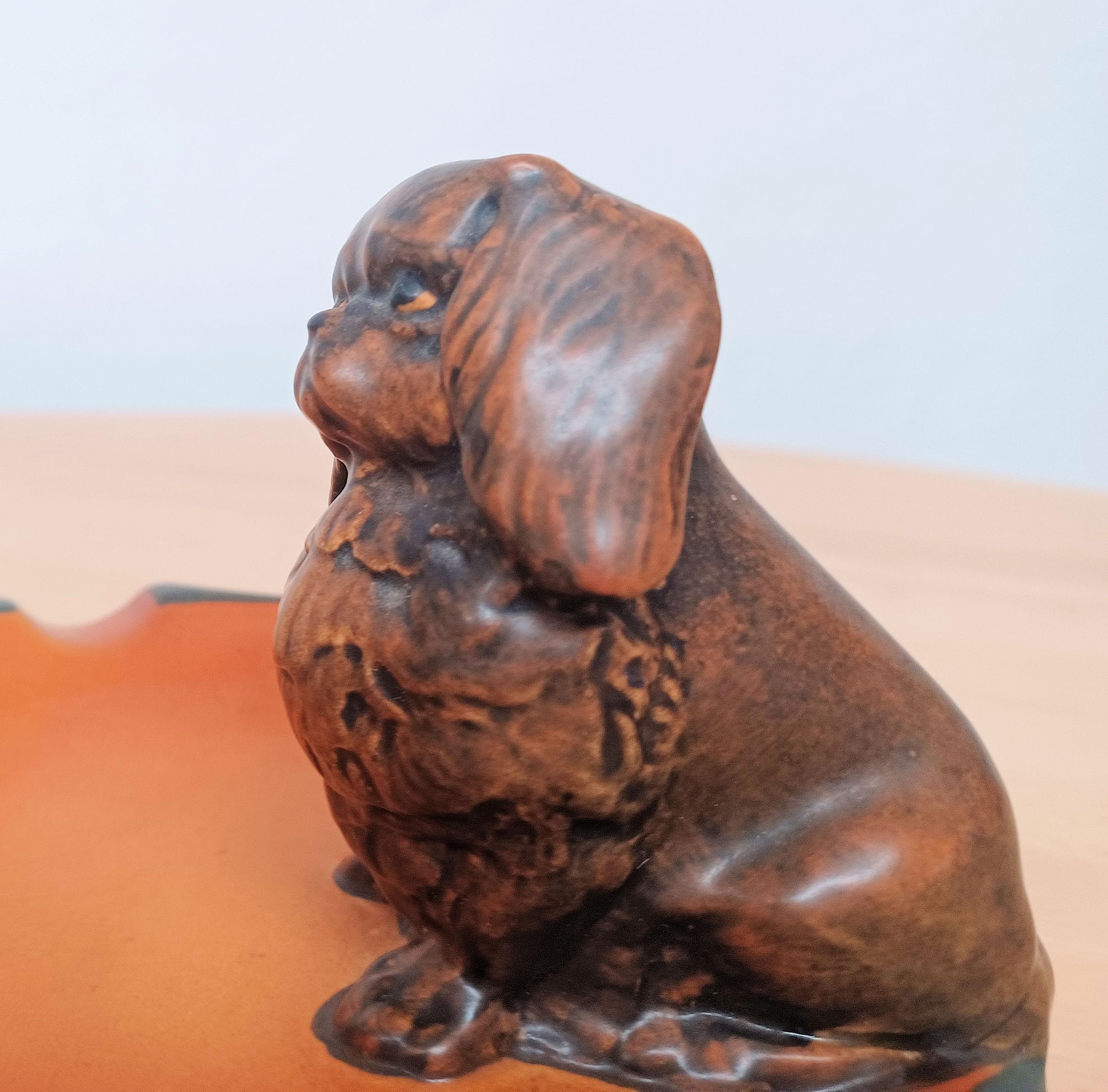 Chien pékinois Art Nouveau danois des années 1920 fabriqué à la main  Cendrier / Bol en vente 3