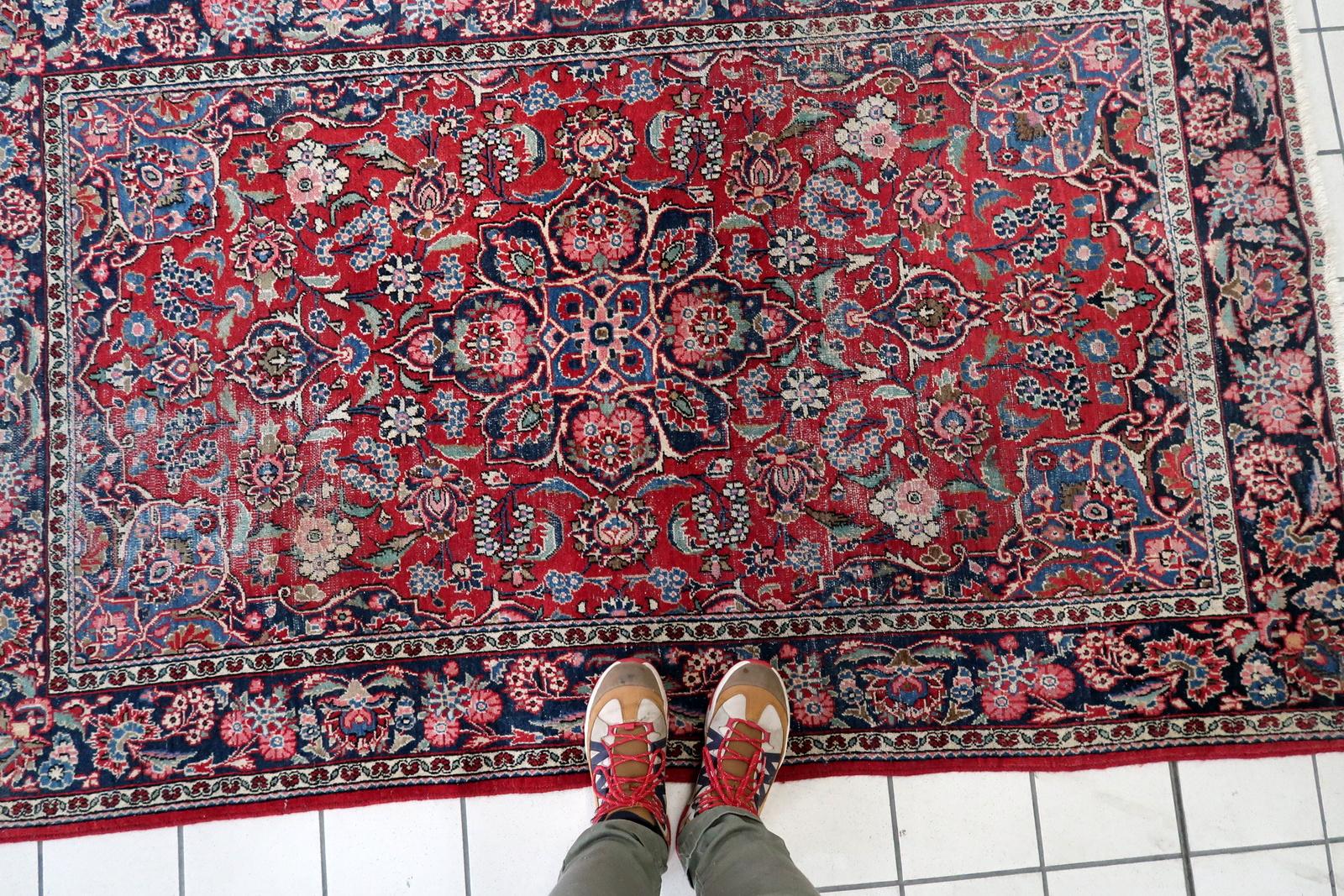 1920er Jahre handgeknüpfte persische Kashan Teppich in Deep Ruby & Indigo 4,4 'x 6,10 - 1C1194 im Angebot 2