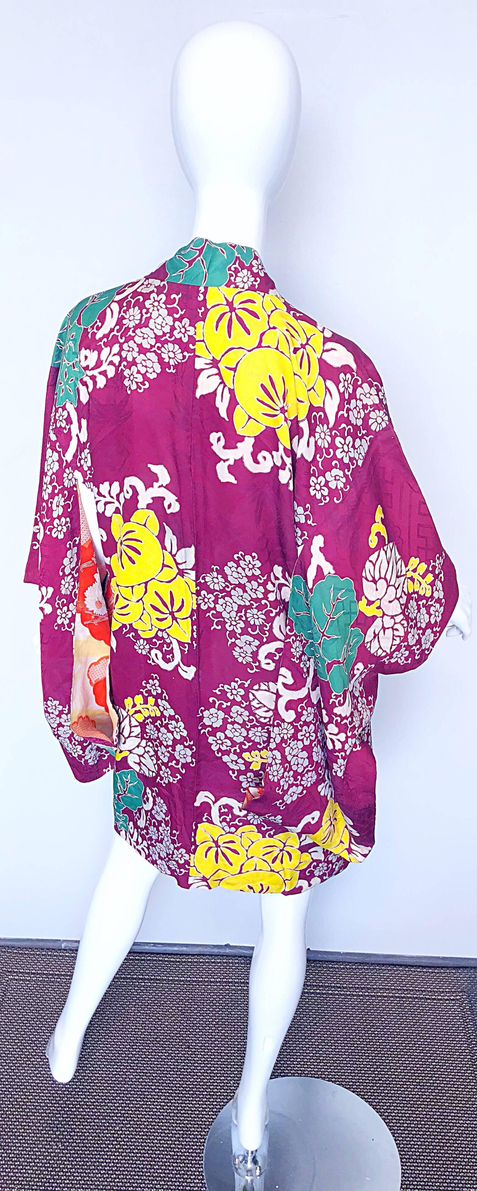 Veste kimono Haori rose marron des années 20 en soie damassée cousue à la main Excellent état - En vente à San Diego, CA