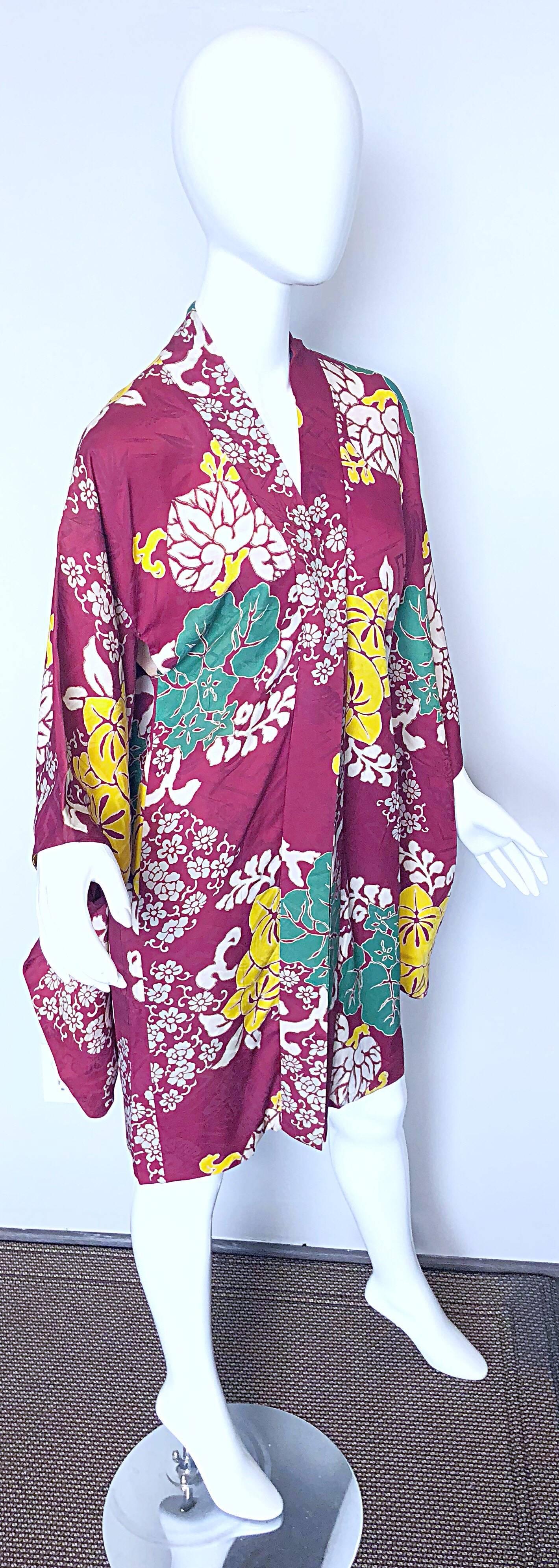 1920s Hand Sewn Silk Damask Vintage 20s Maroon Pink Haori Kimono Jacket  For Sale 2